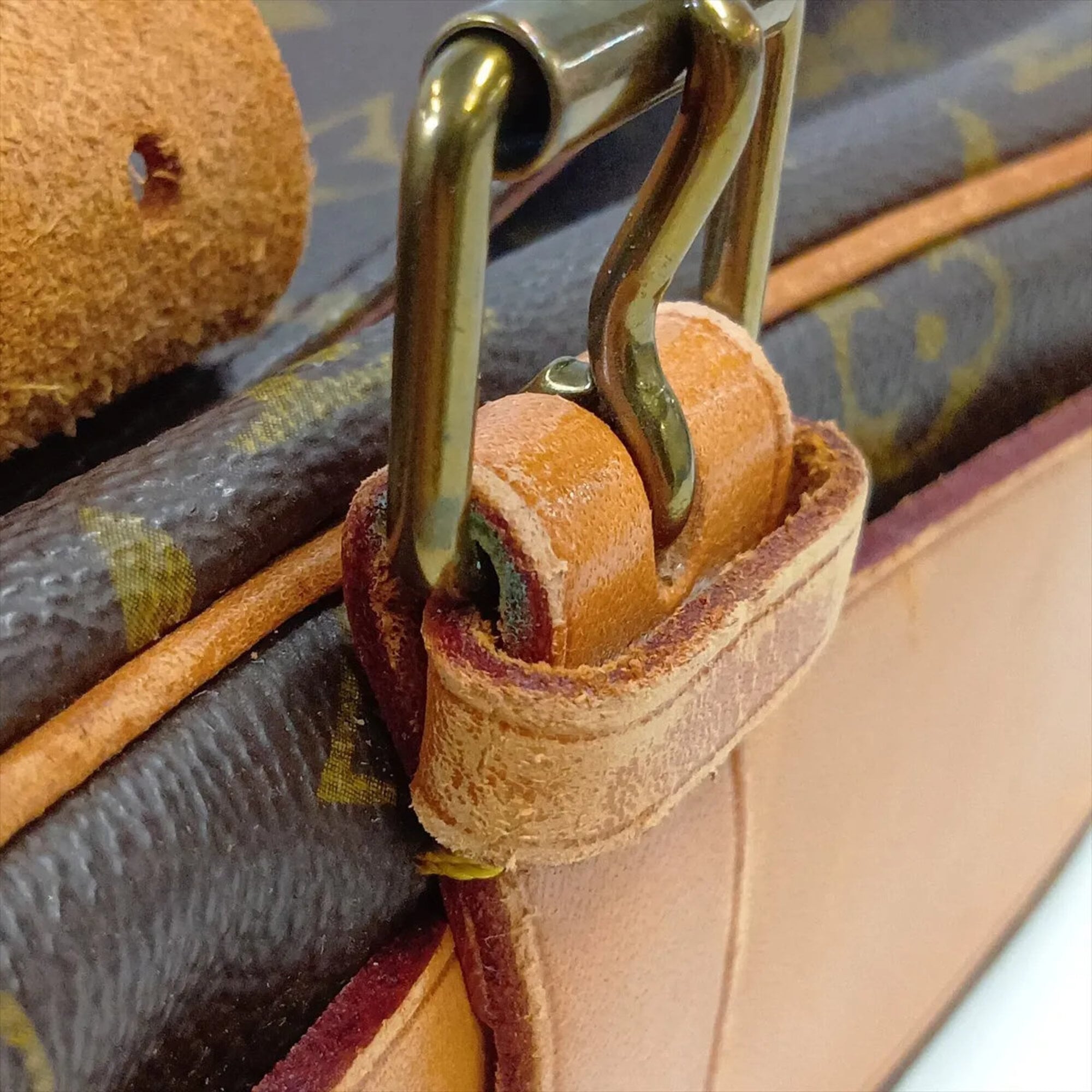 Louis Vuitton Brown Leather Coated Canvas Shoulder Bag Tote Bag (Pre-Owned)