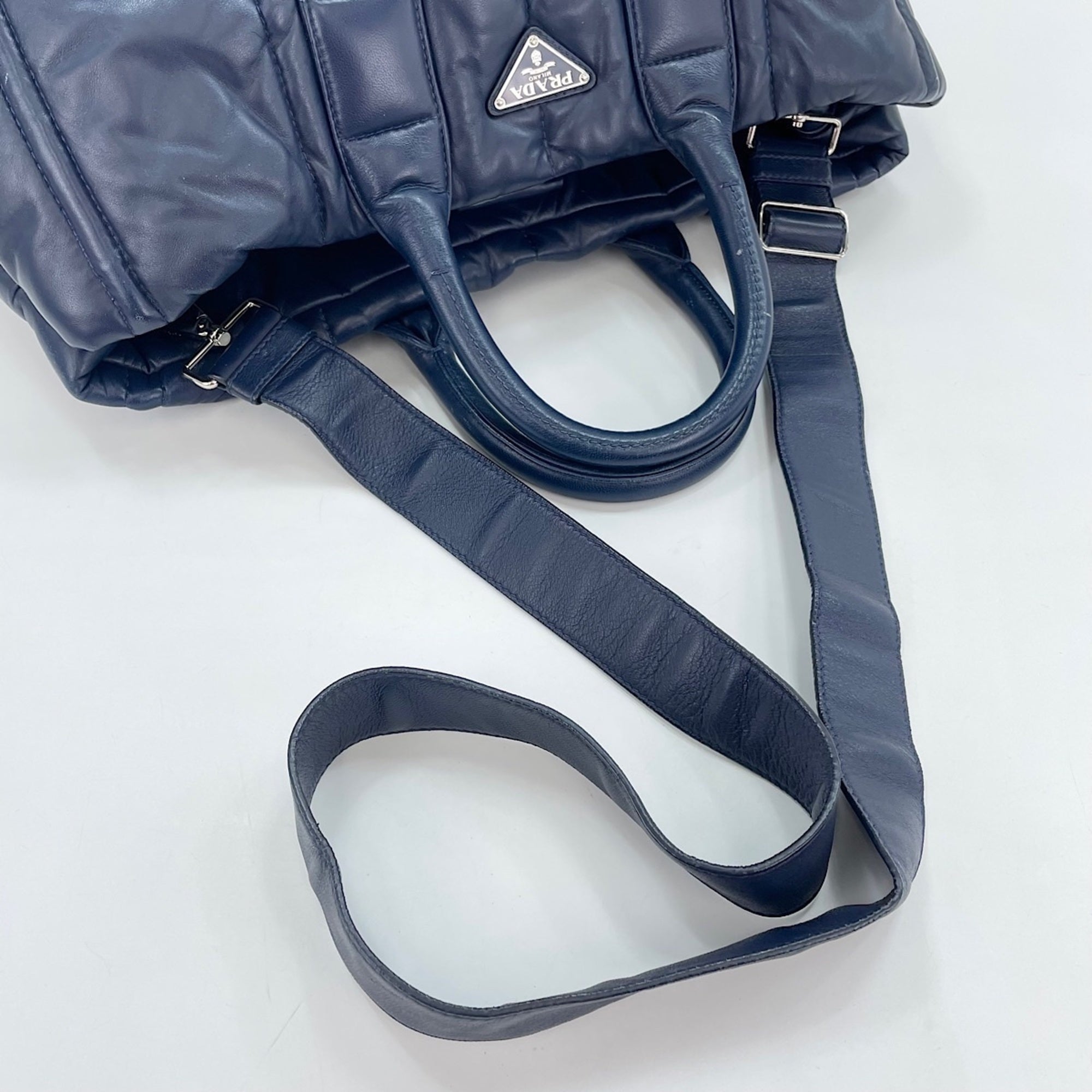 Prada Navy Tote Bag (Pre-Owned)