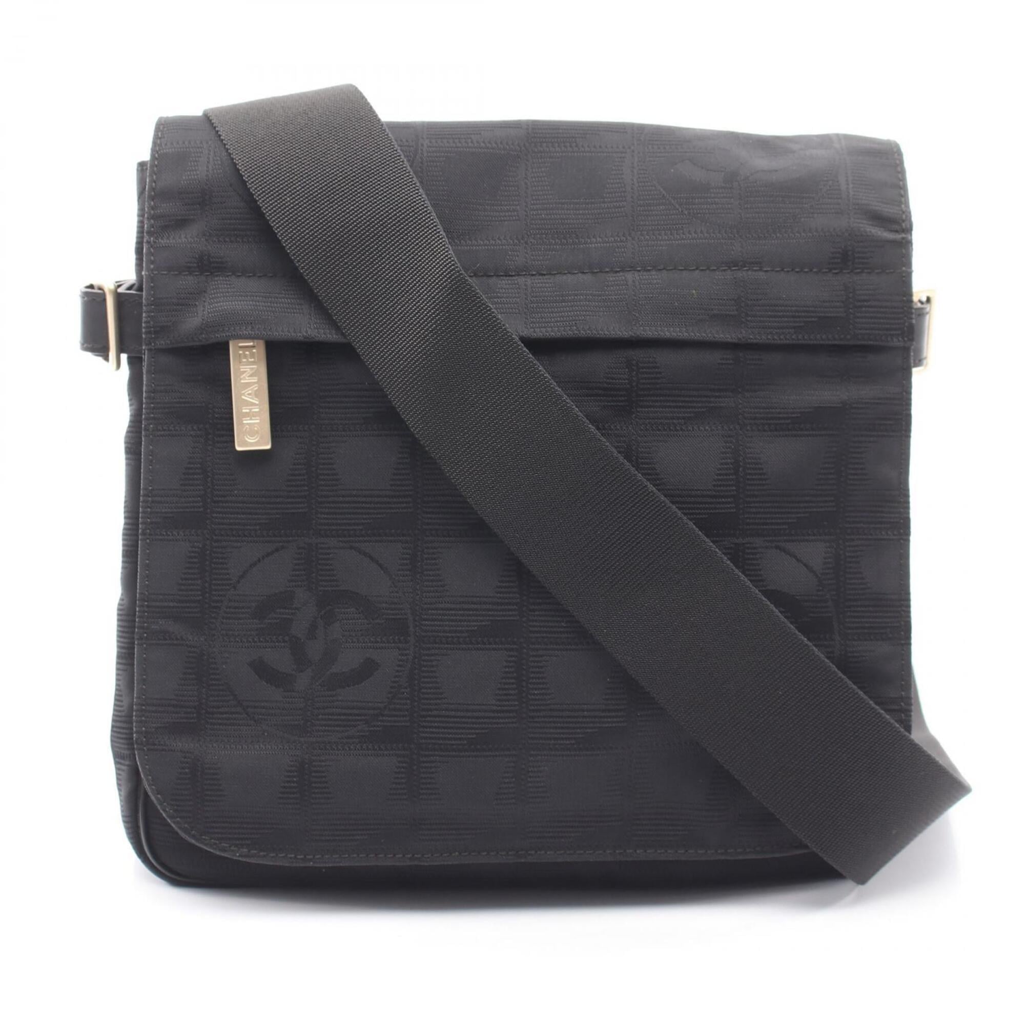 Chanel Black Nylon Canvas Handbag Shoulder Bag (Pre-Owned)