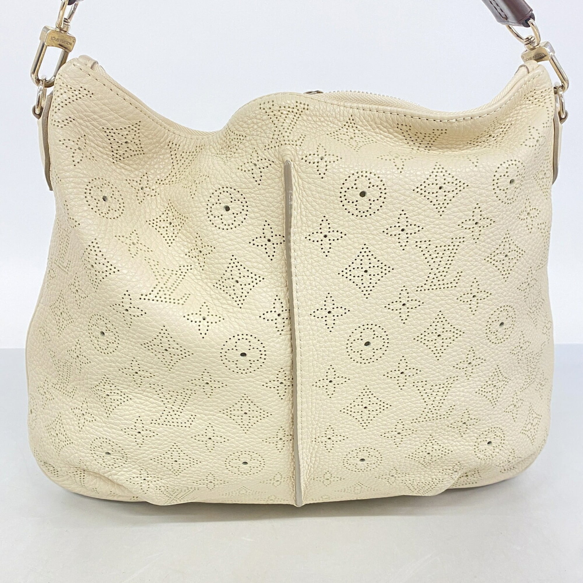 Louis Vuitton Blanc Handbag (Pre-Owned)