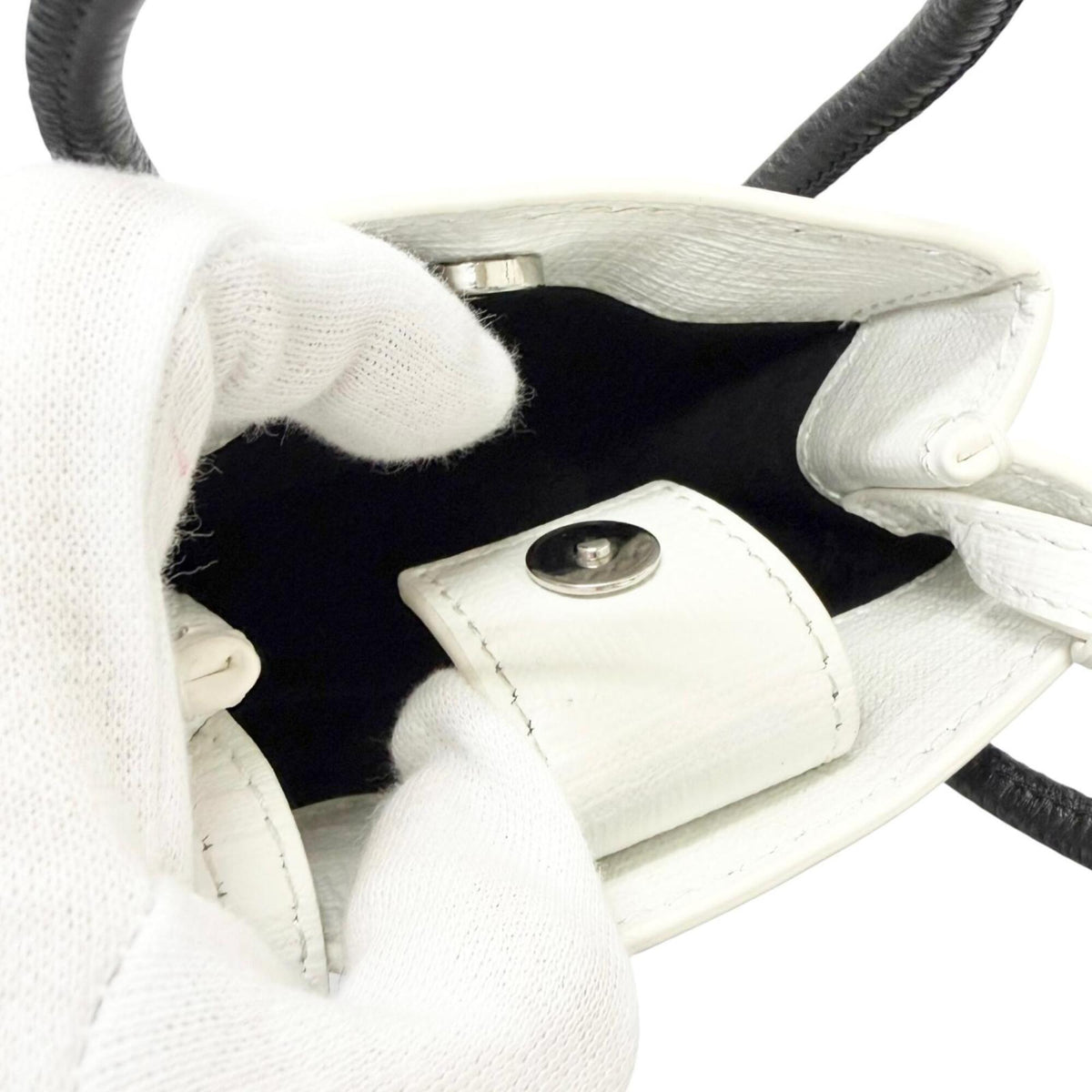 Balenciaga White Leather Shoulder Bag (Pre-Owned)