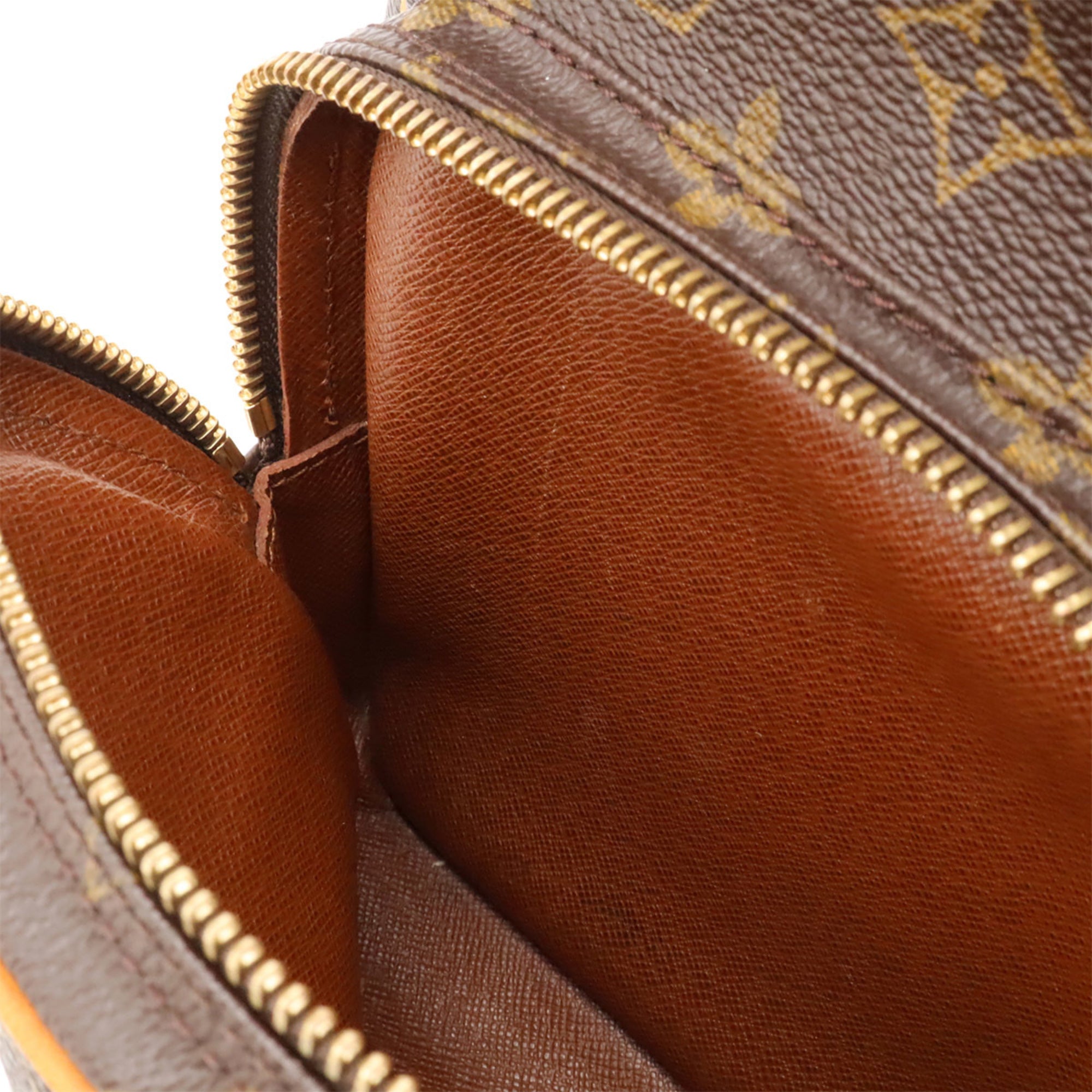 Louis Vuitton Brown Monogram Canvas Pochette Shoulder Bag (Pre-Owned)
