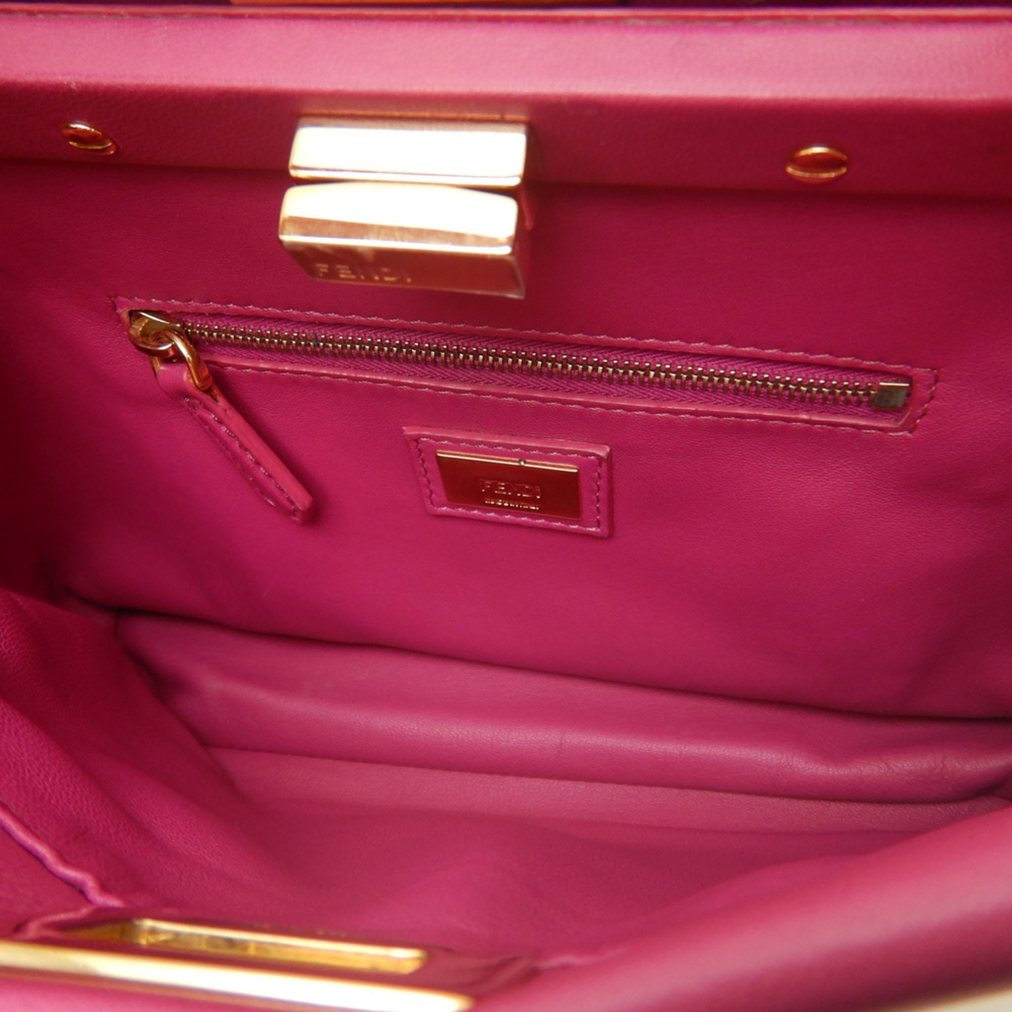 Fendi Pink Leather Handbag (Pre-Owned)
