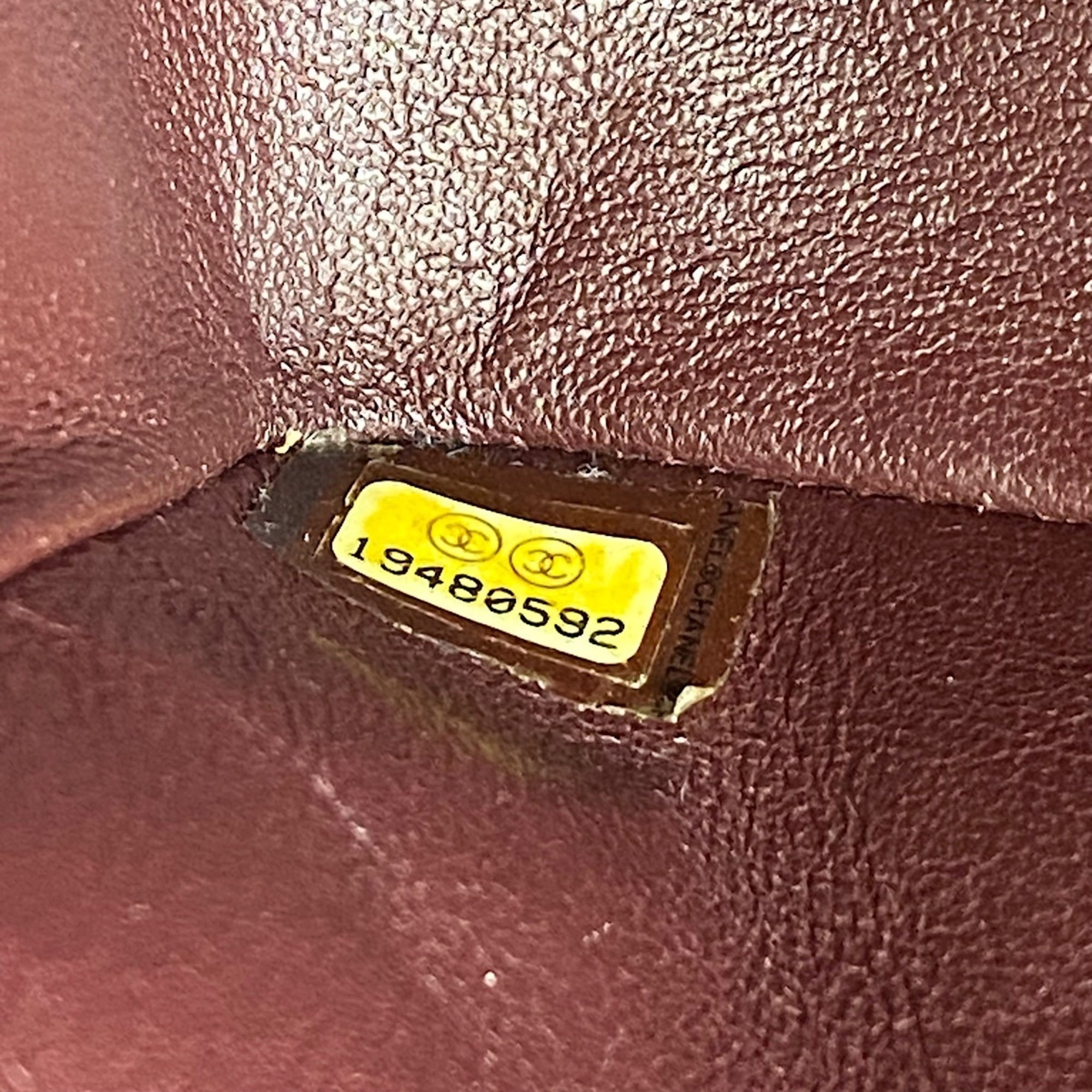 Chanel Black Shoulder Bag (Pre-Owned)