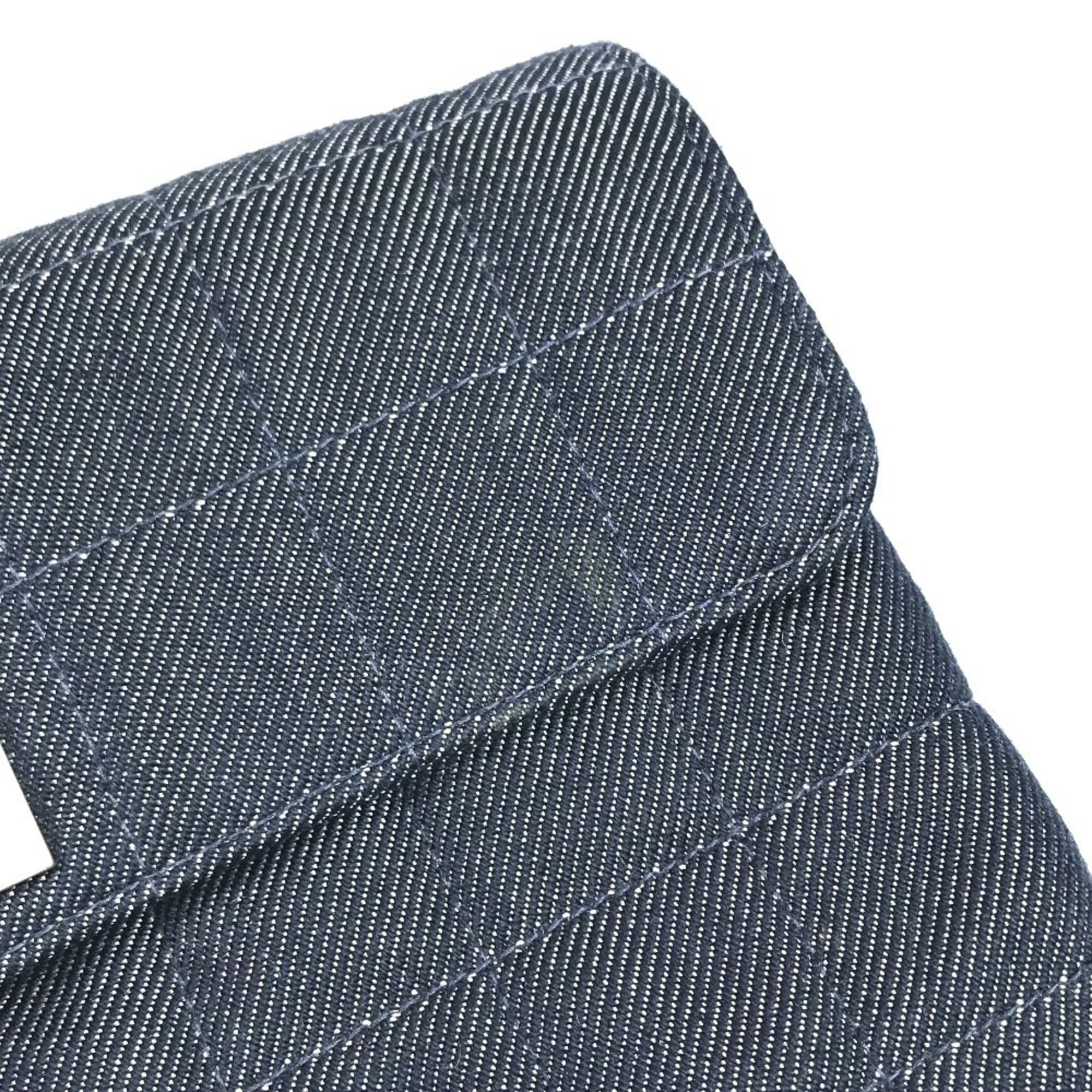 Chanel 2.55 Blue Denim Clutch Bag (Pre-Owned)