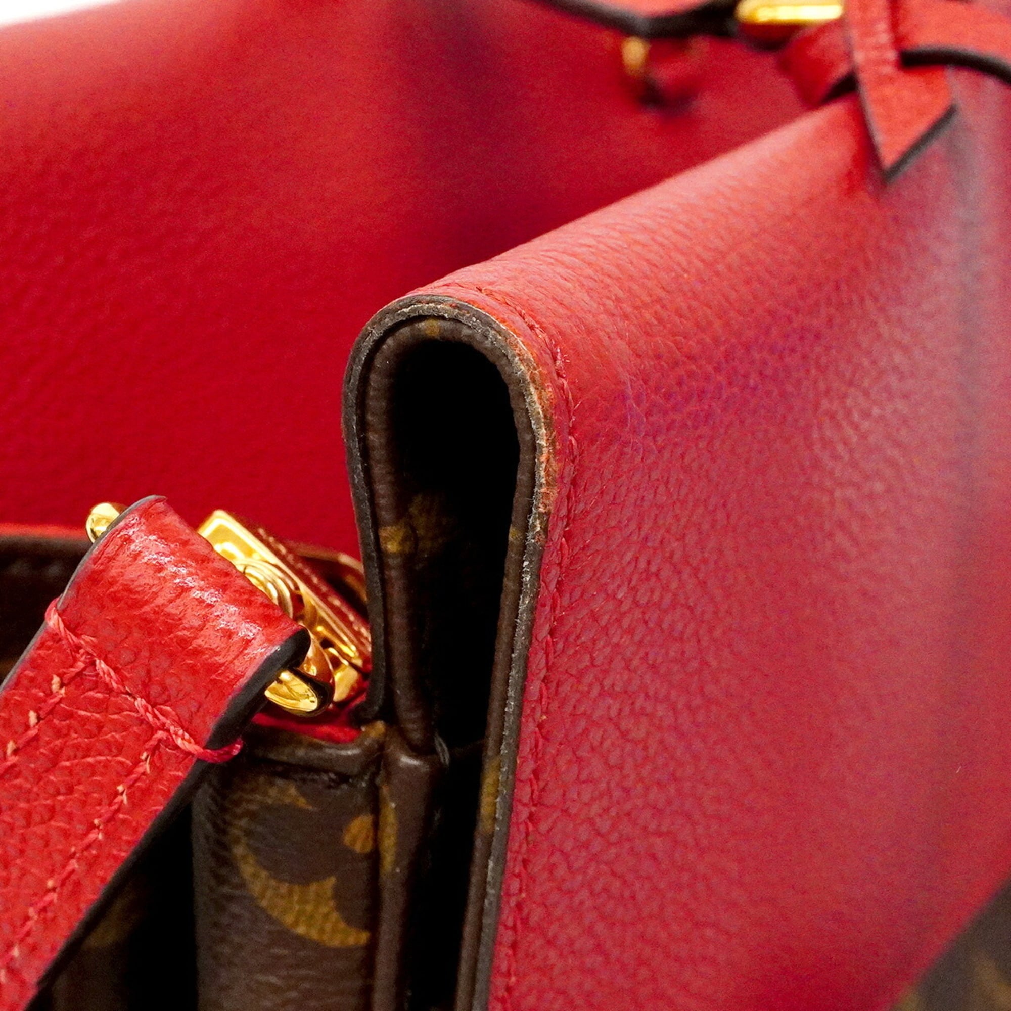 Louis Vuitton Cerise Handbag (Pre-Owned)