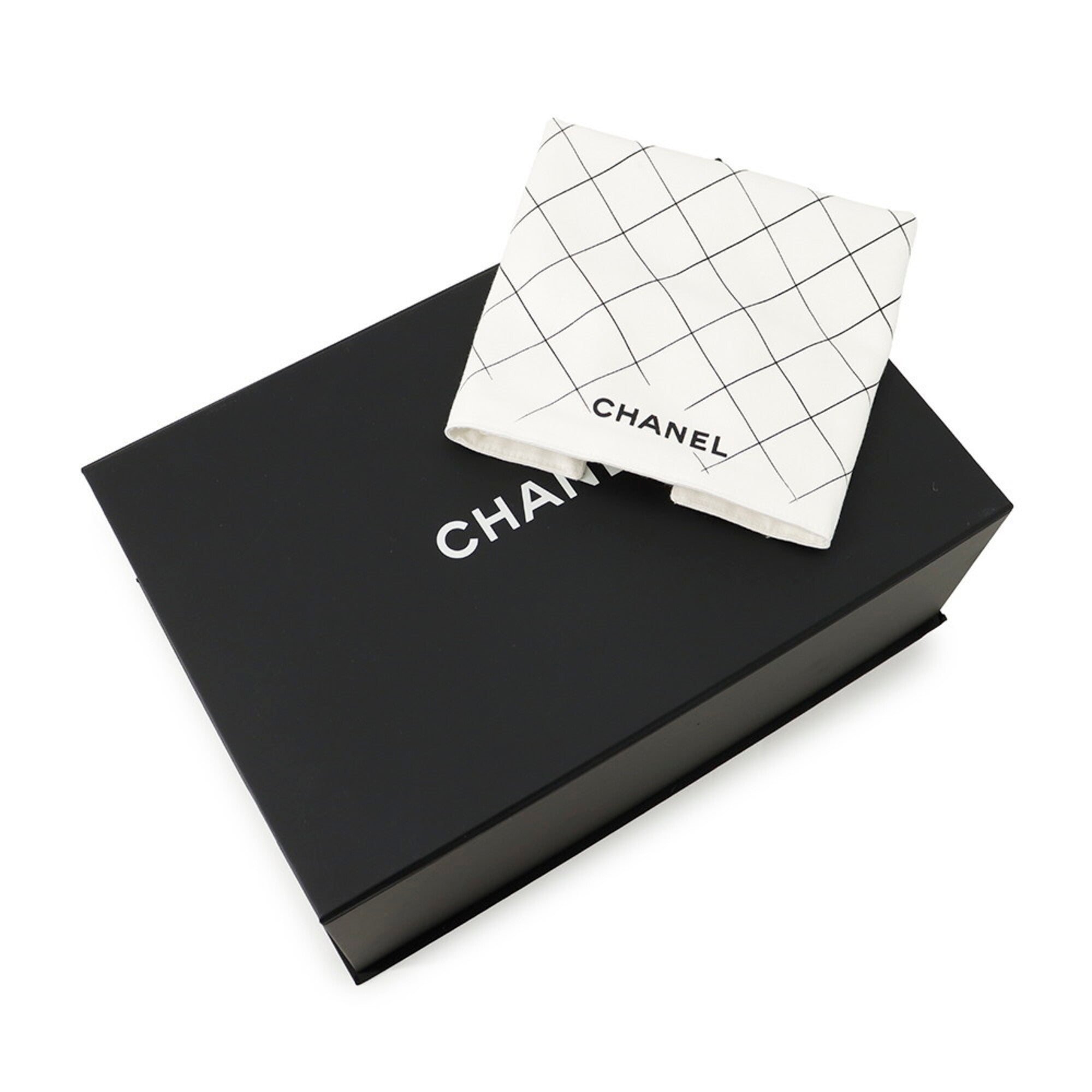 Chanel Black Grained Calfskin Handbag Shoulder Bag (Pre-Owned)