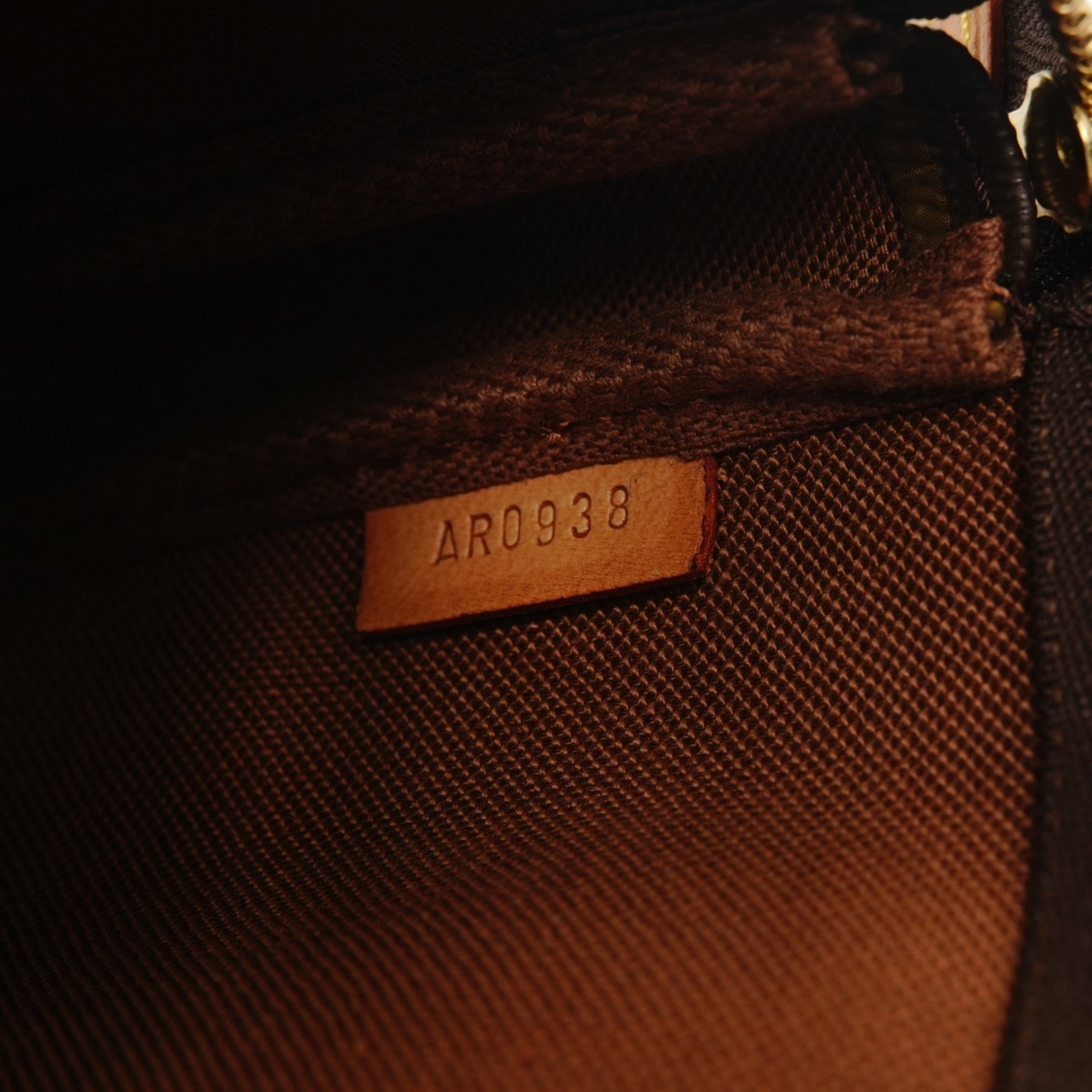 Louis Vuitton Monogram Brown Monogram Shoulder Bag (Pre-Owned)
