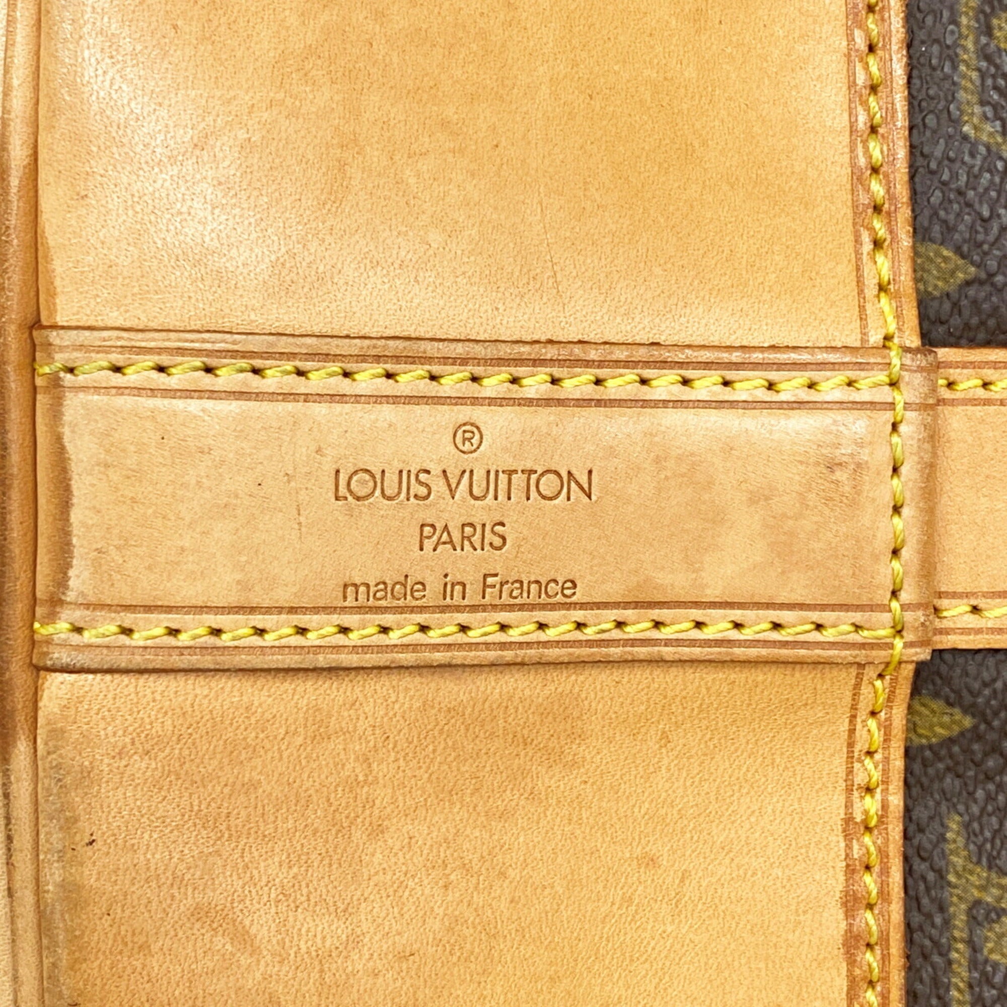 Louis Vuitton Brown Shoulder Bag (Pre-Owned)