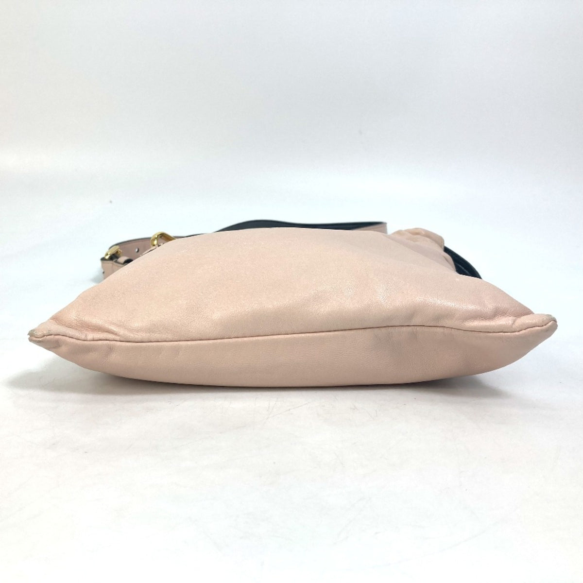 Fendi Pink Leather Shoulder Bag (Pre-Owned)