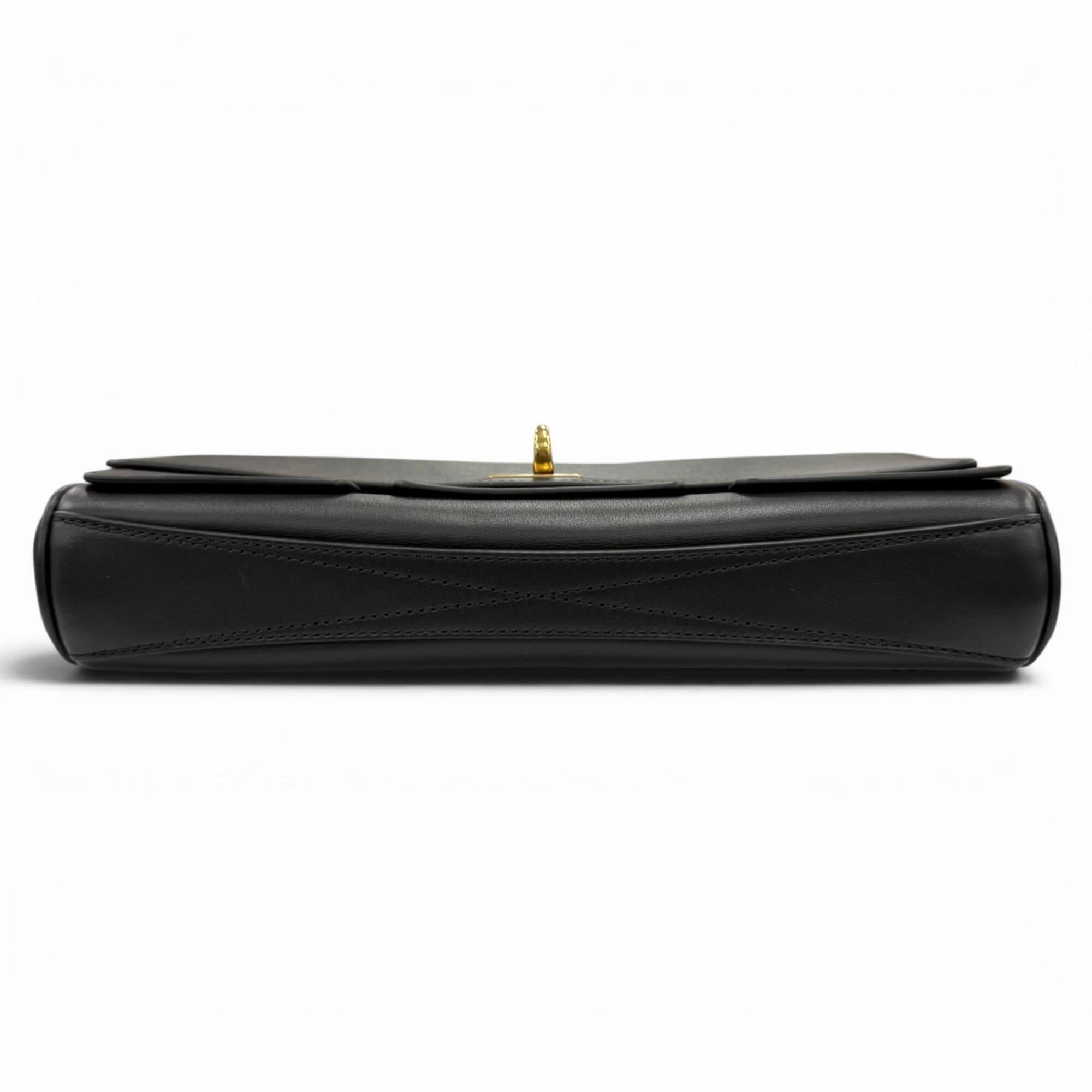 Balenciaga Black Leather Shoulder Bag (Pre-Owned)