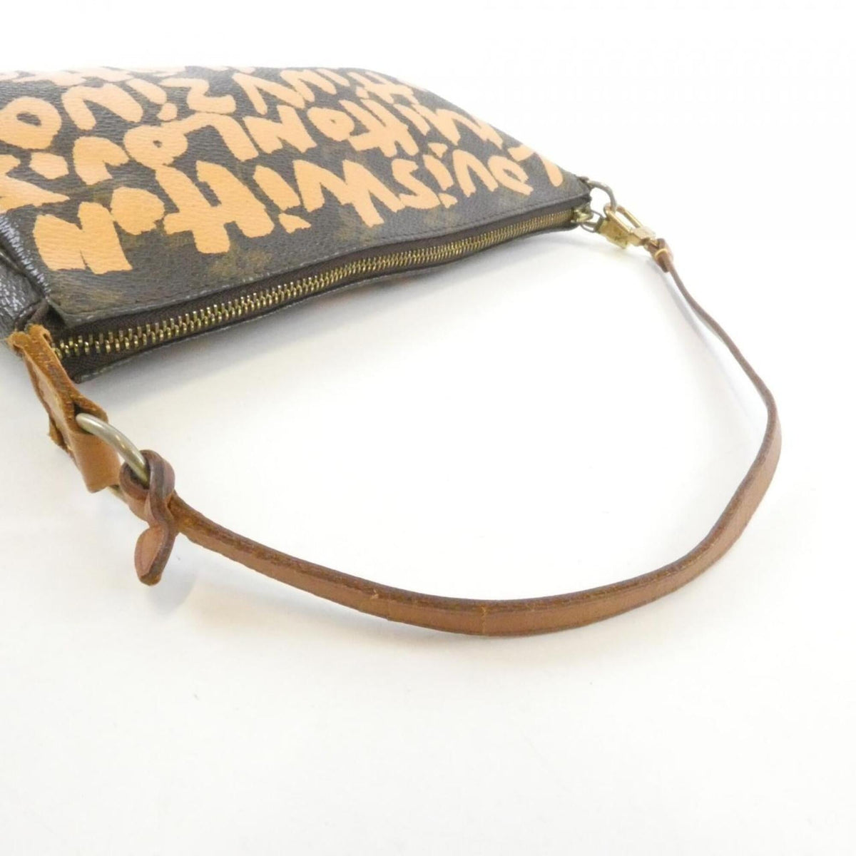 Louis Vuitton Monogram Graffiti Marron Peach Coated Canvas Pochette Pouch (Pre-Owned)