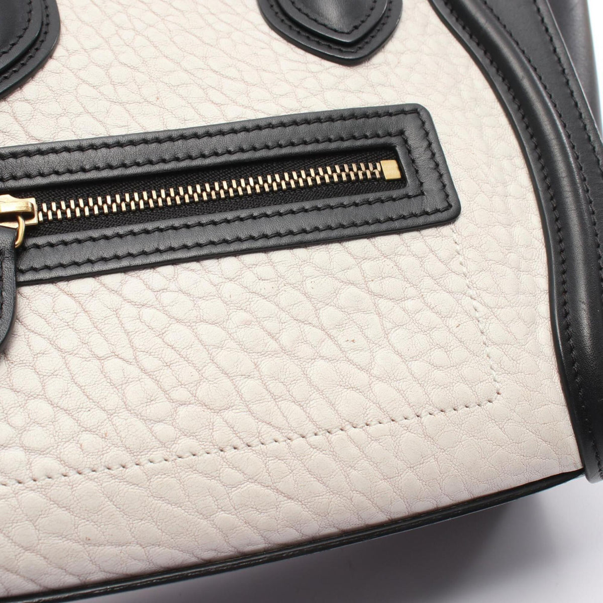 Celine Black White Leather Handbag (Pre-Owned)