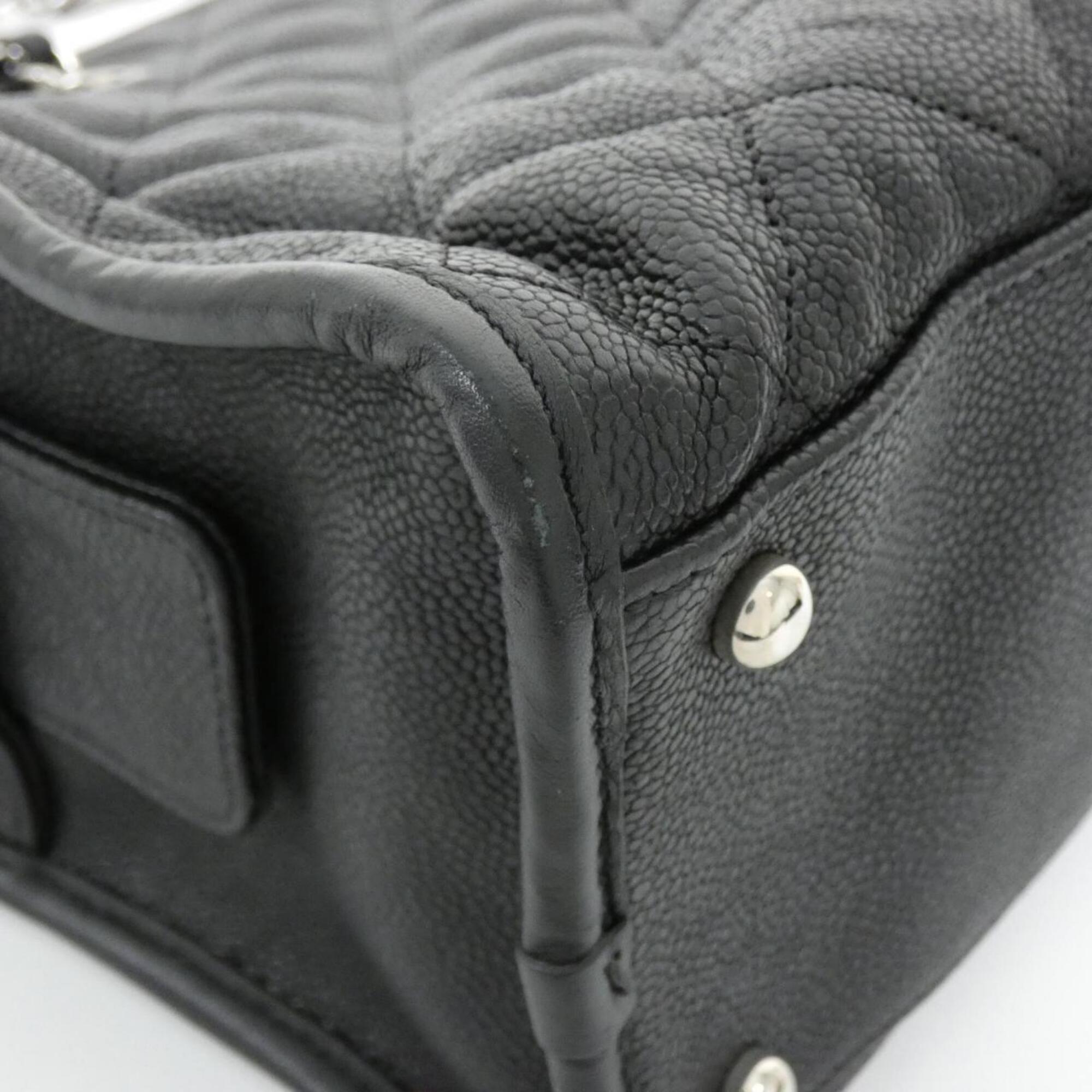 Chanel Black Grained Calfskin Shoulder Bag (Pre-Owned)