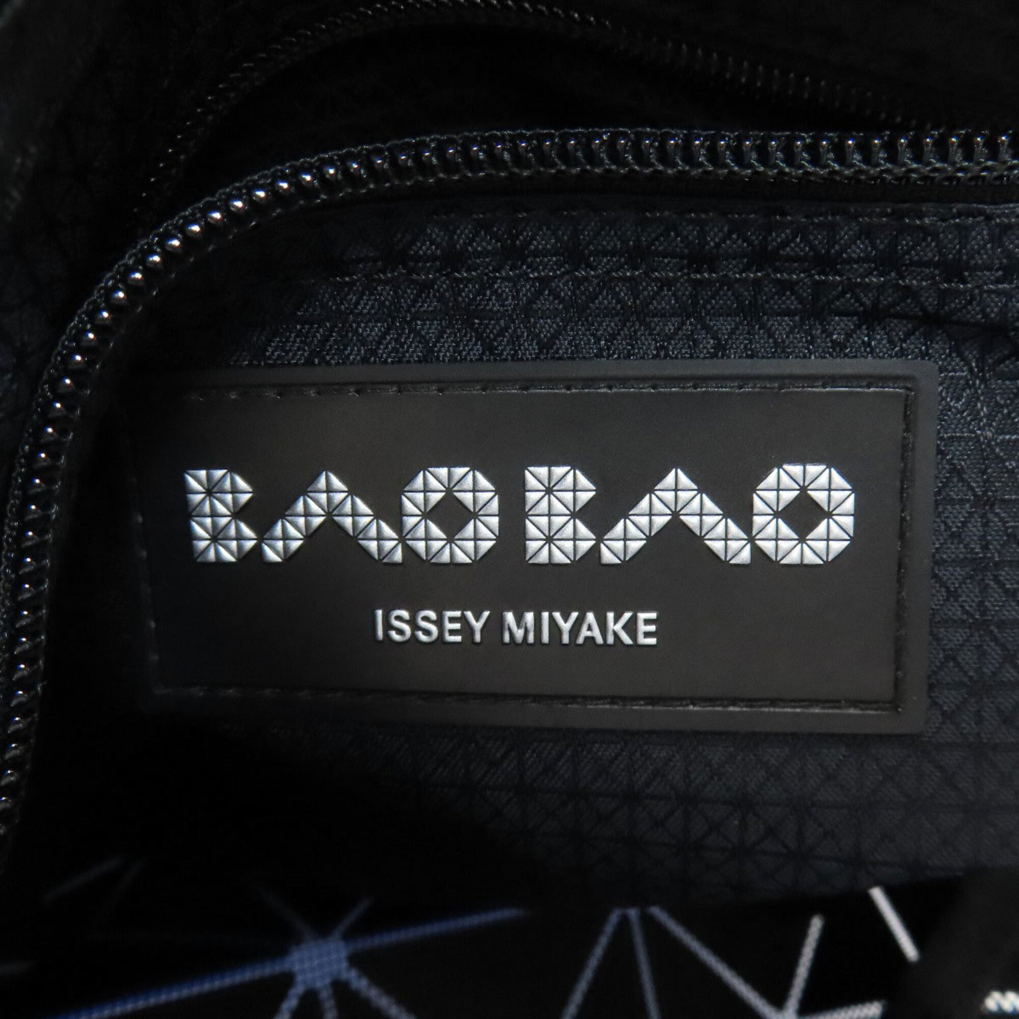 Issey Miyake Blue Pvc Tote Bag (Pre-Owned)