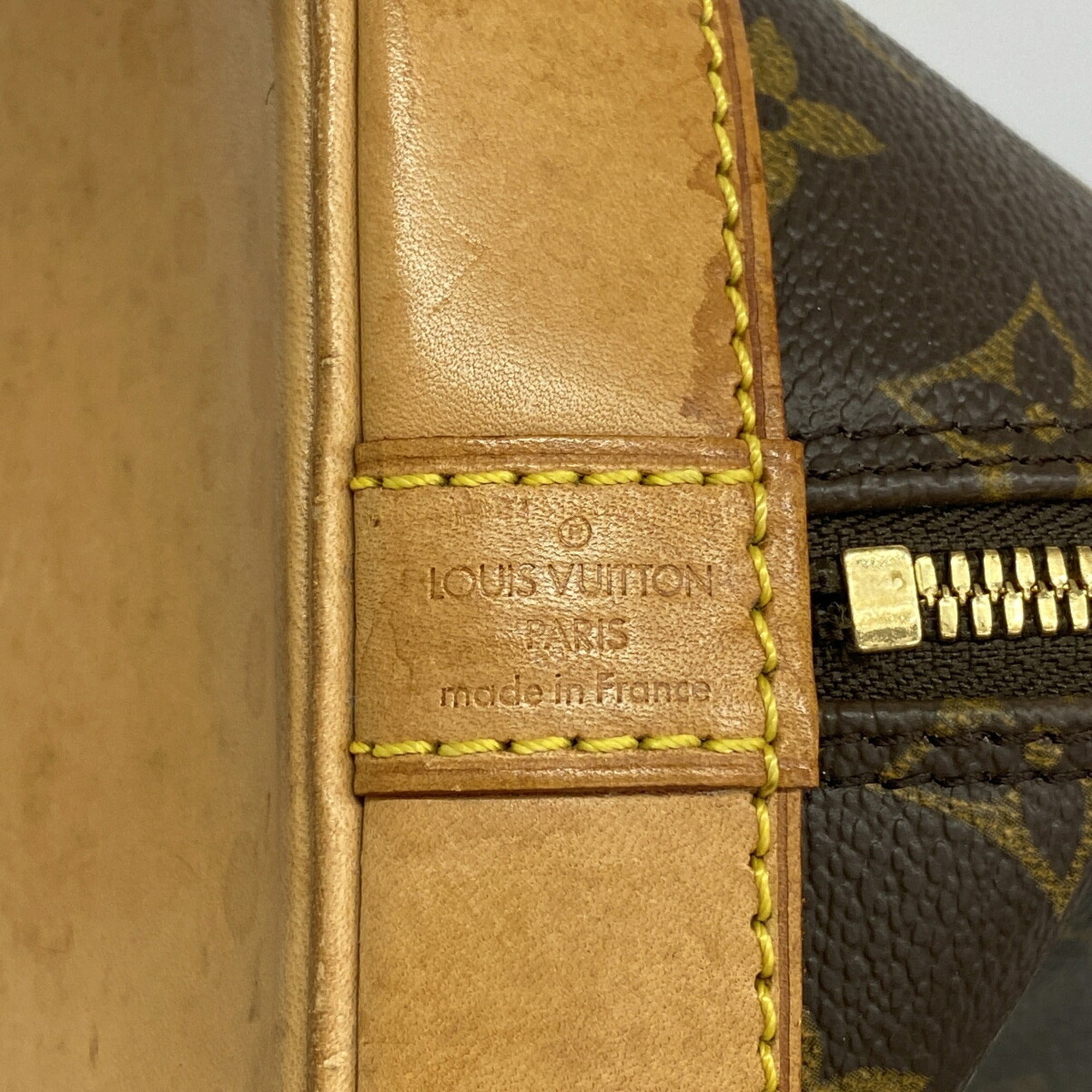Louis Vuitton Brown Handbag (Pre-Owned)