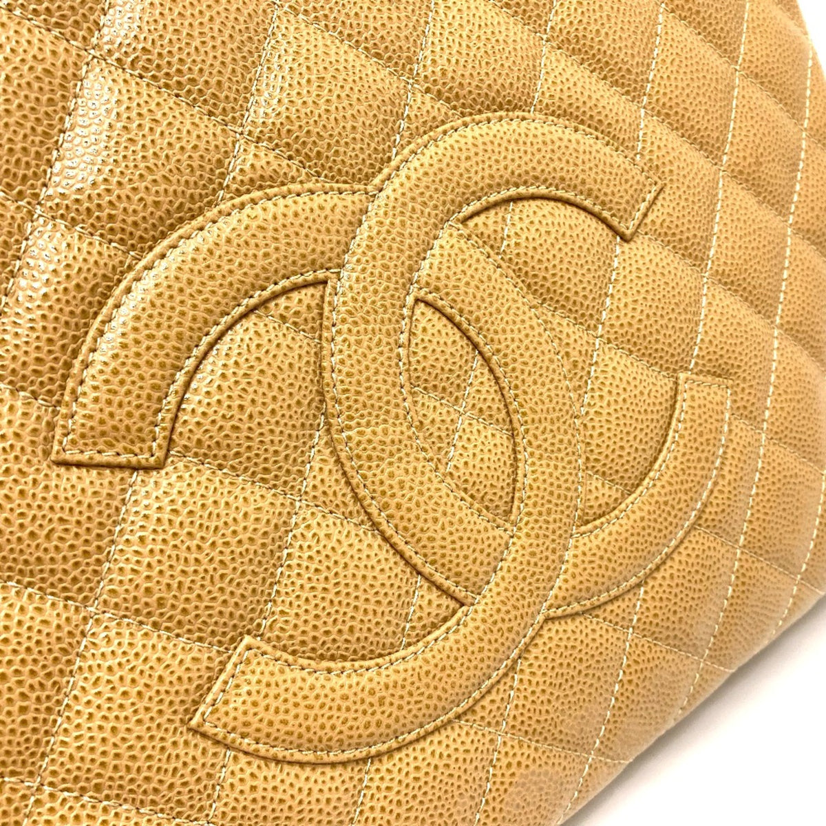 Chanel Beige Leather Tote Bag (Pre-Owned)