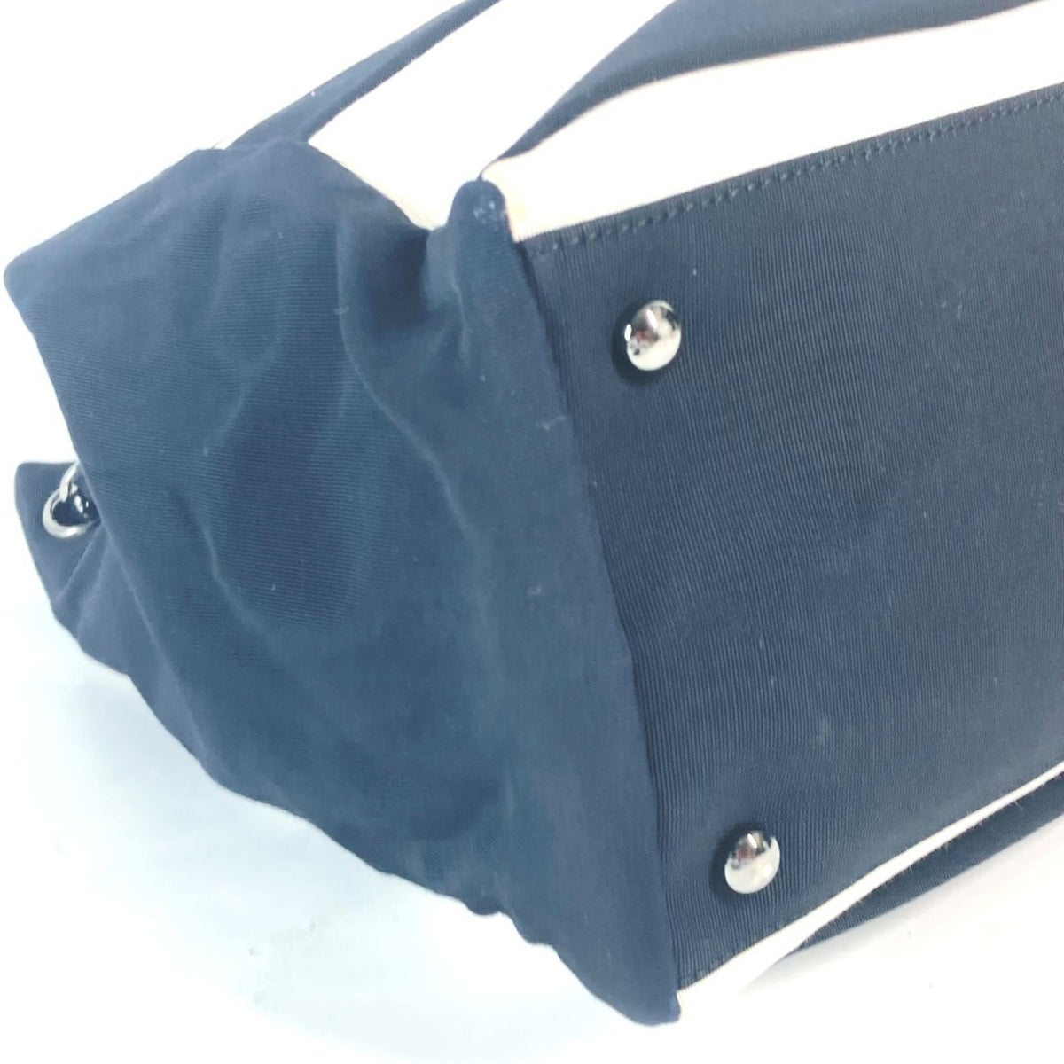 Chanel Black White Nylon Canvas Shoulder Bag (Pre-Owned)