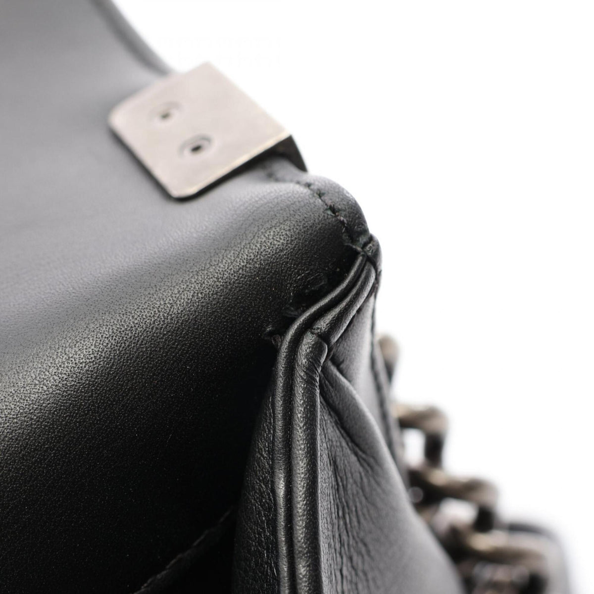 Chanel Black Leather Handbag Shoulder Bag (Pre-Owned)