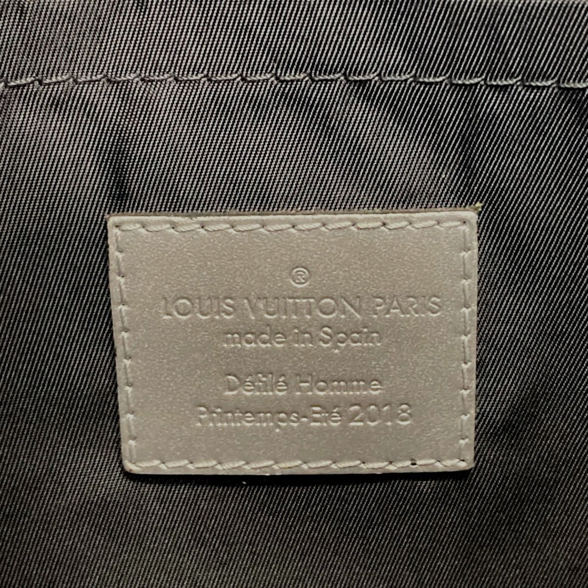 Louis Vuitton Silver Monogram Shoulder Bag (Pre-Owned)