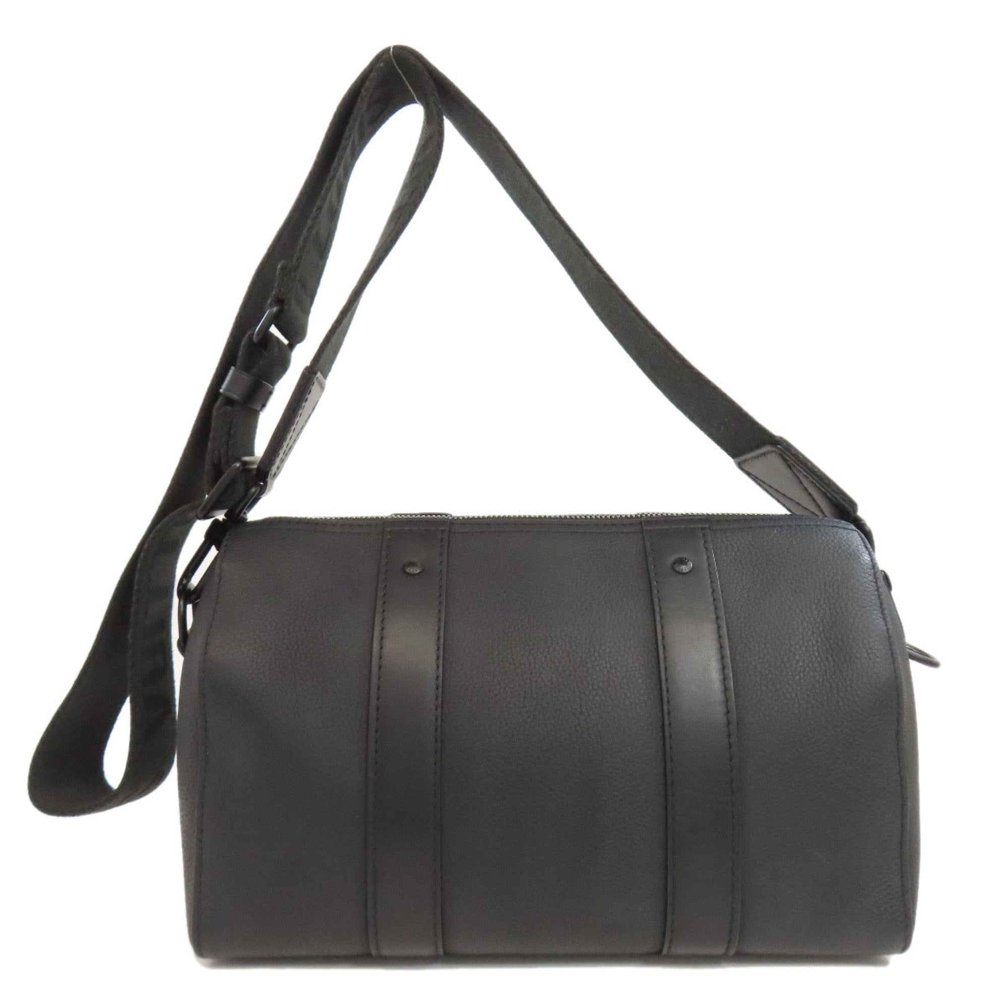 Louis Vuitton Noir Leather Shoulder Bag (Pre-Owned)