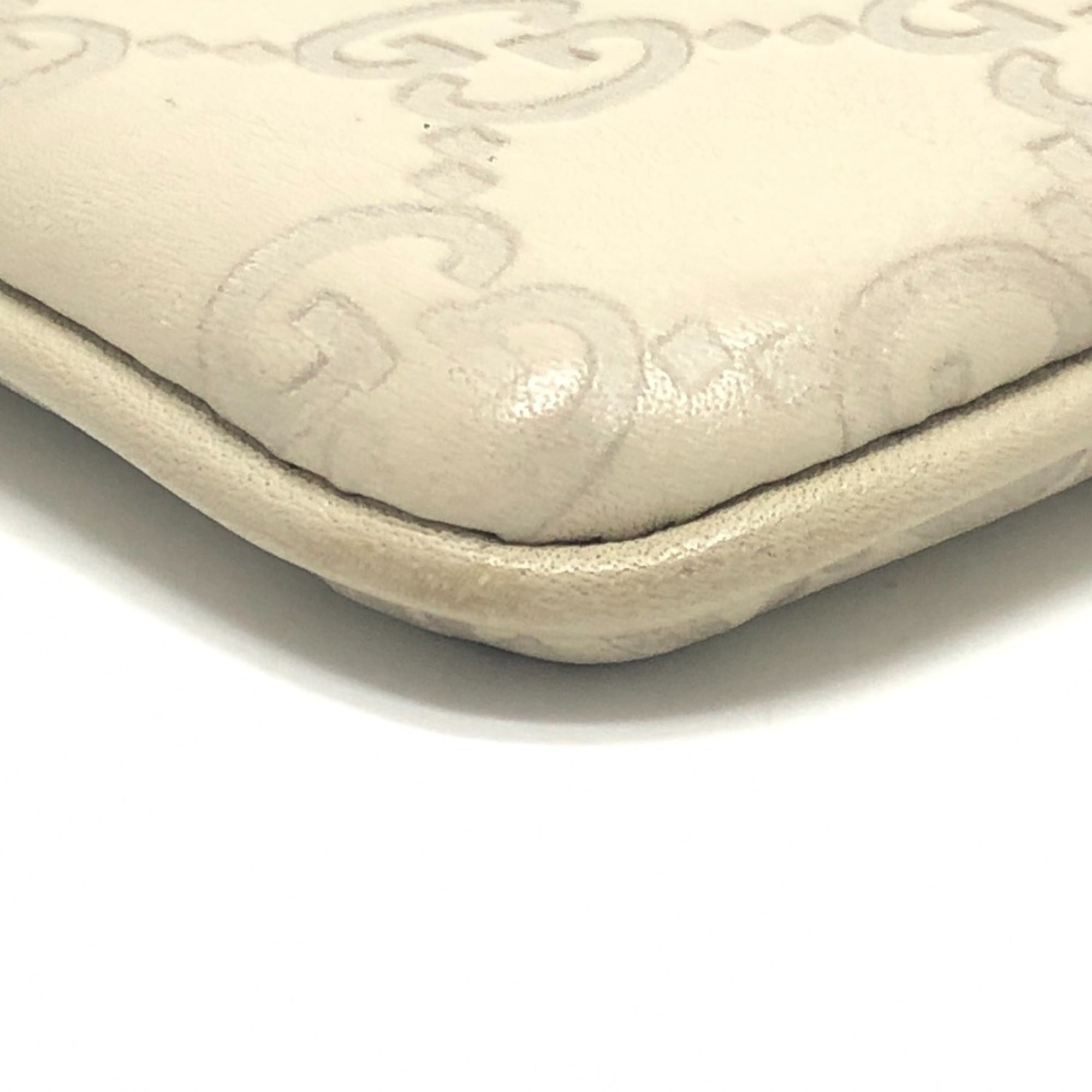Gucci White Clutch Bag Handbag Pouch (Pre-Owned)