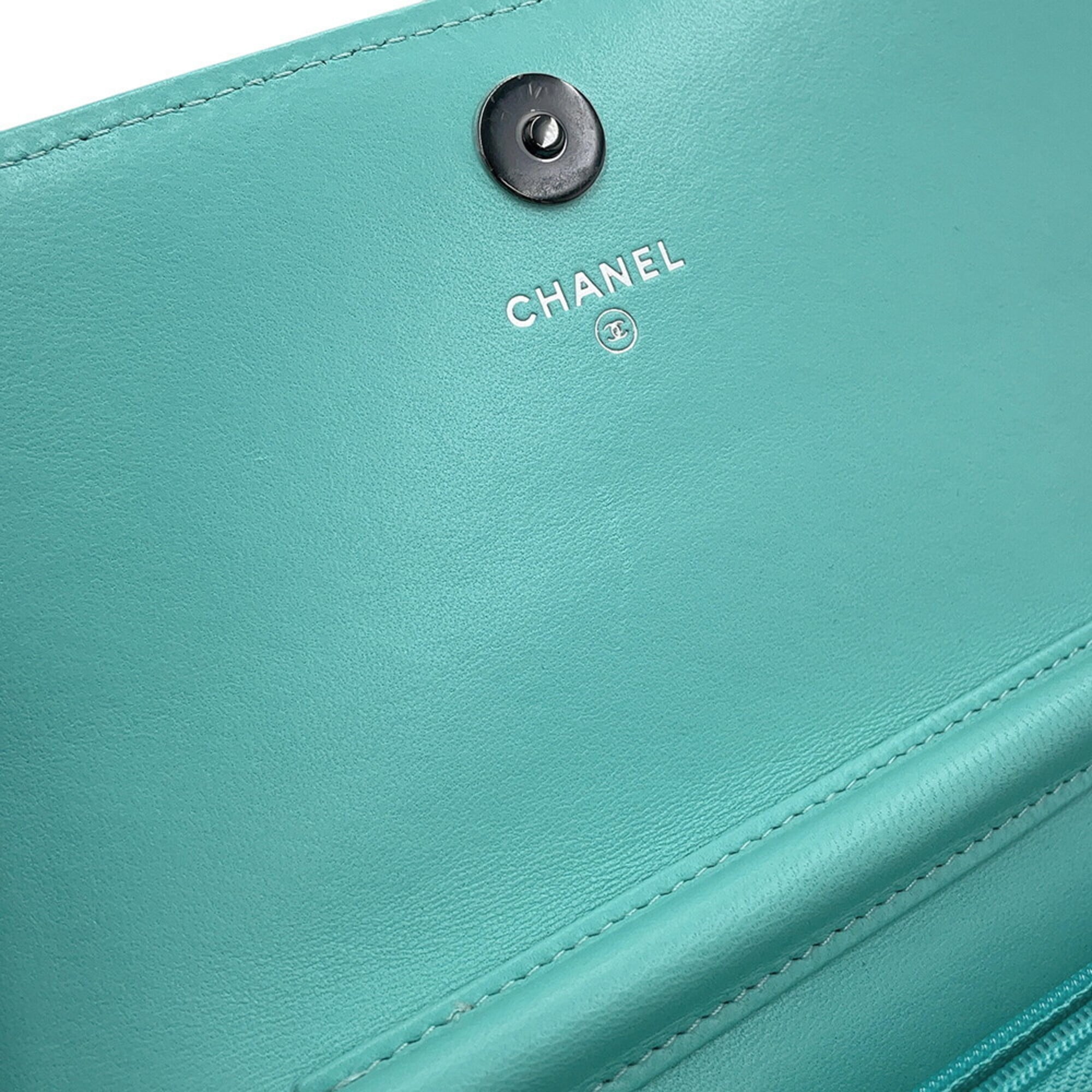 Chanel Black Turquoise Chain/Shoulder Wallet (Pre-Owned)