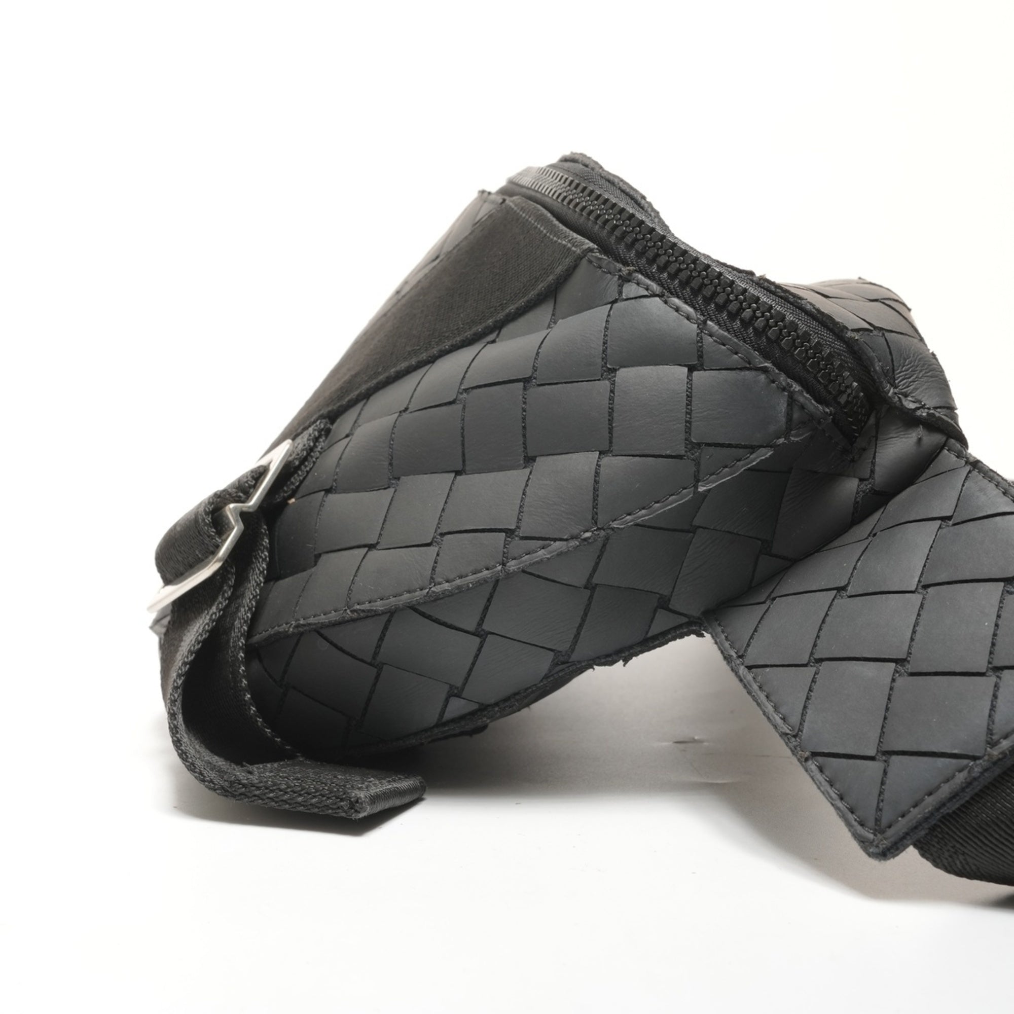Bottega Veneta Intrecciato Black Rubber Shoulder Bag Sling Bag (Pre-Owned)