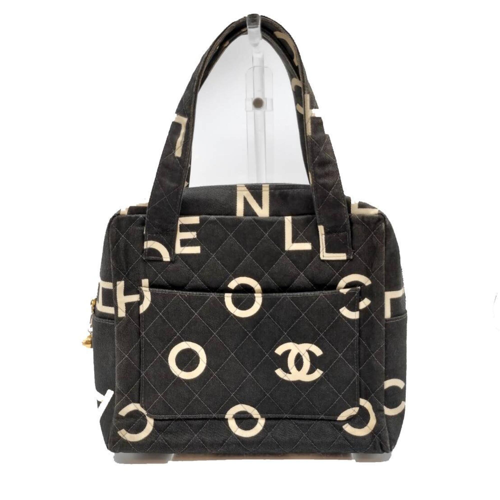 Chanel Black White Canvas Handbag (Pre-Owned)