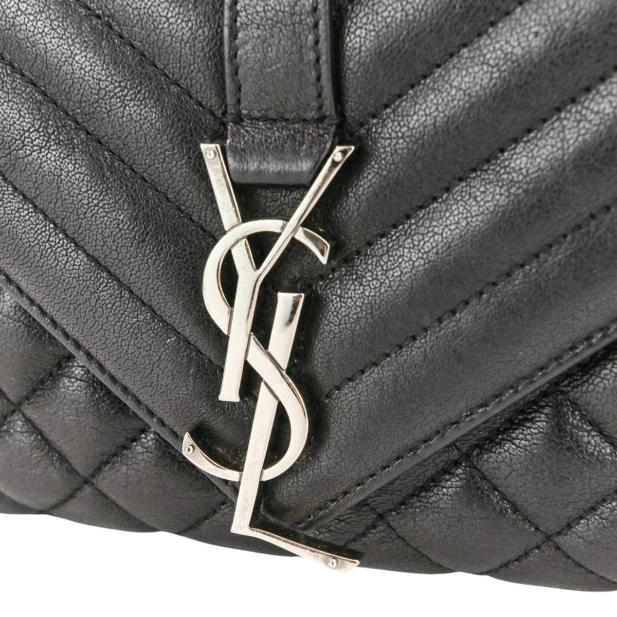 Yves Saint Laurent Black Leather Shoulder Bag (Pre-Owned)