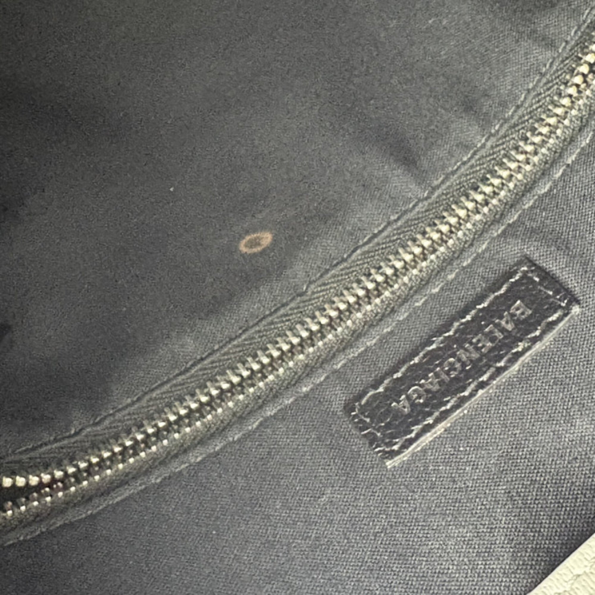Balenciaga Gray Leather Handbag (Pre-Owned)