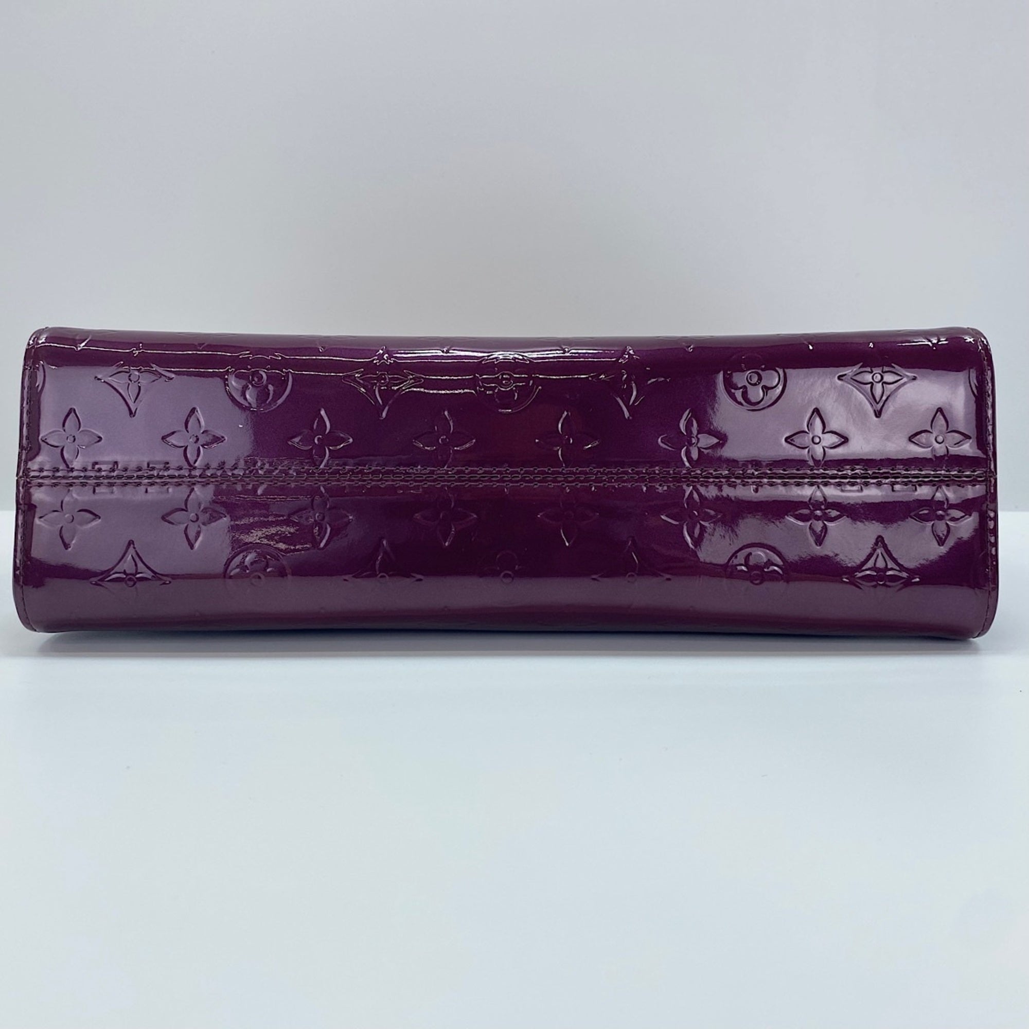 Louis Vuitton Purple Handbag (Pre-Owned)