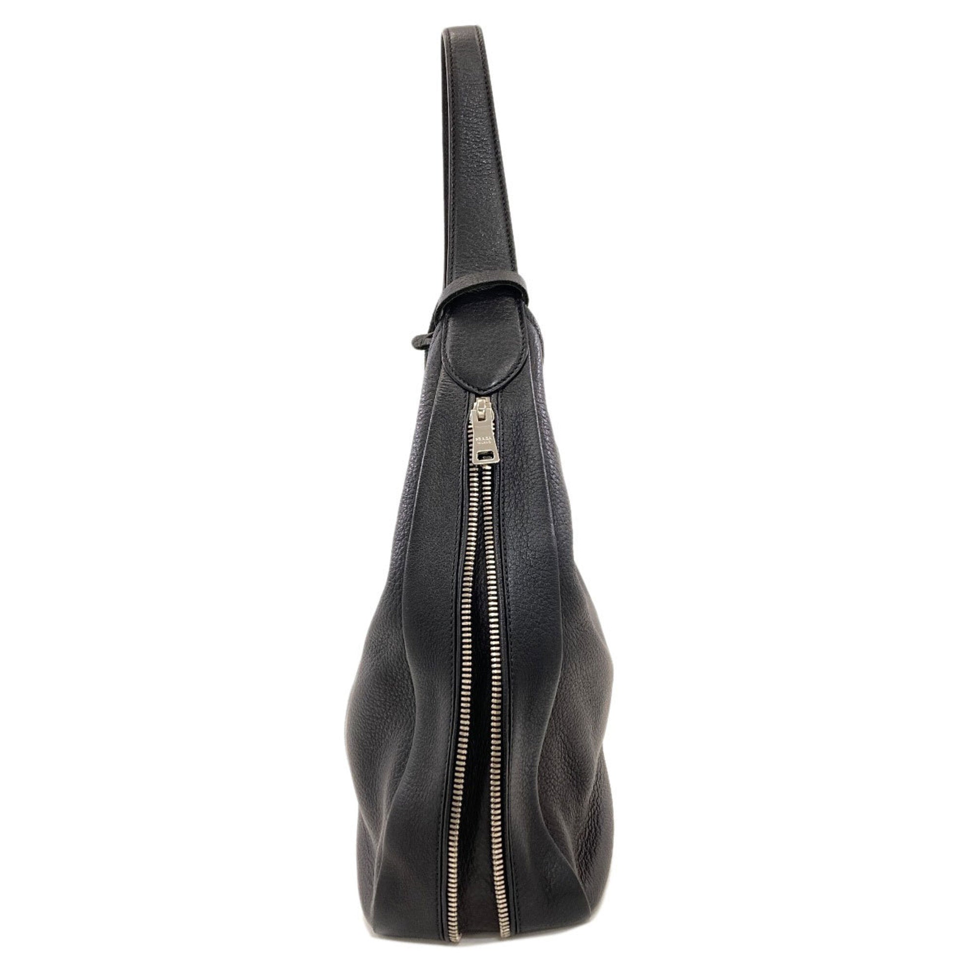 Prada Black Leather Shoulder Bag (Pre-Owned)