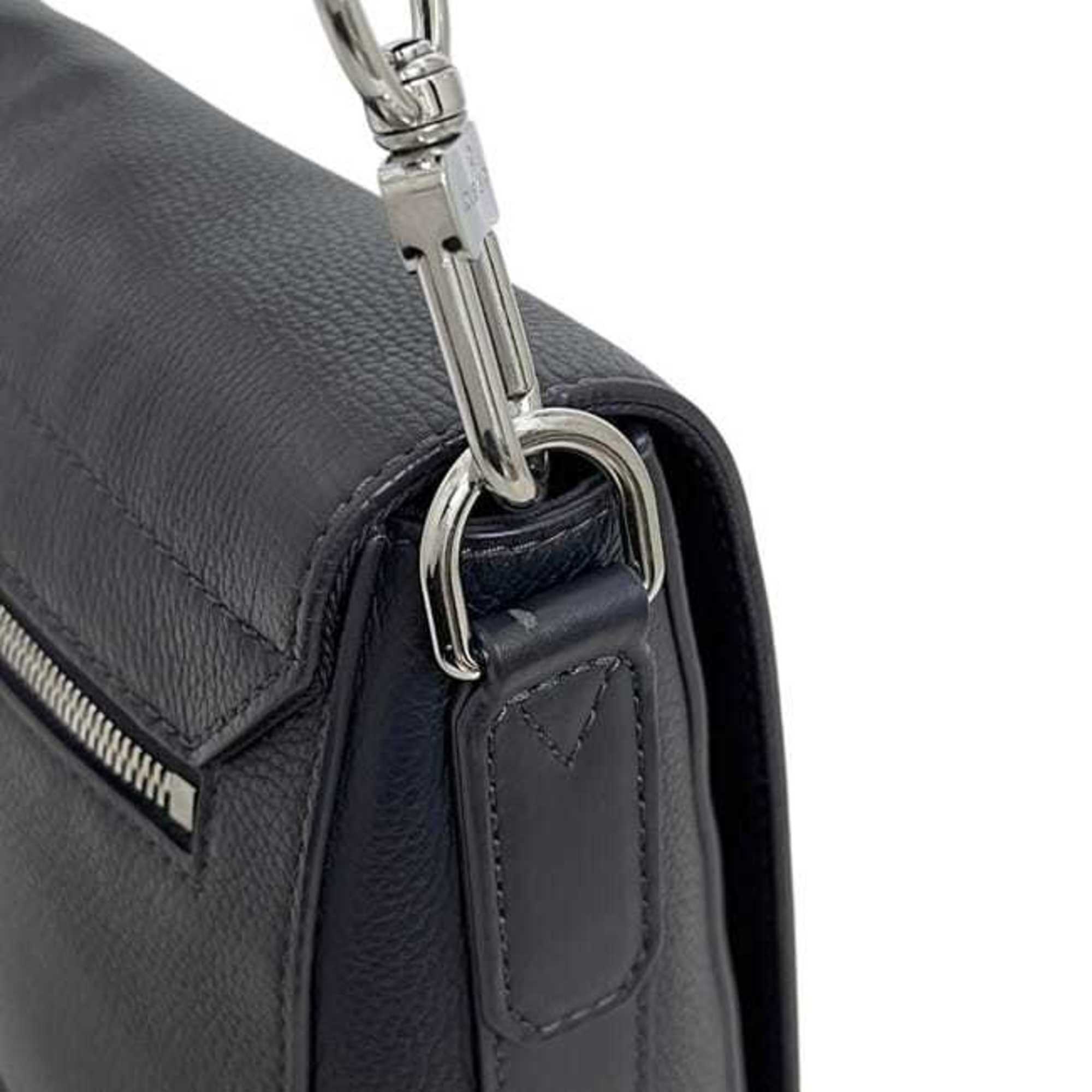Louis Vuitton Navy Leather Shoulder Bag (Pre-Owned)