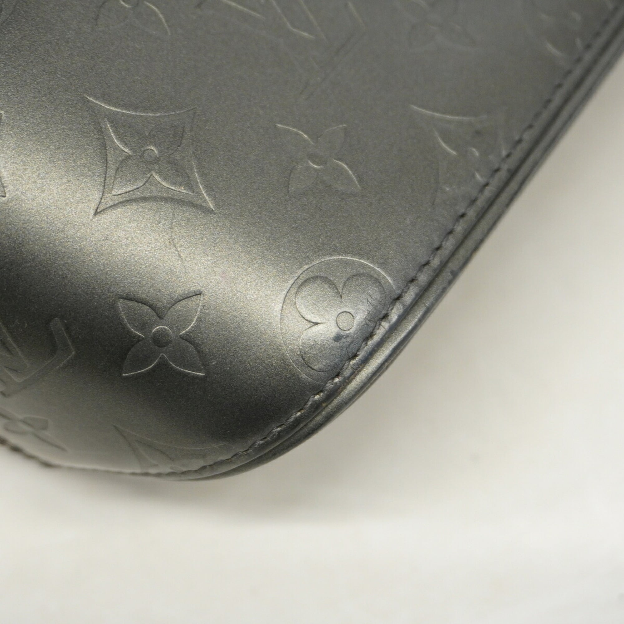 Louis Vuitton Noir Tote Bag (Pre-Owned)