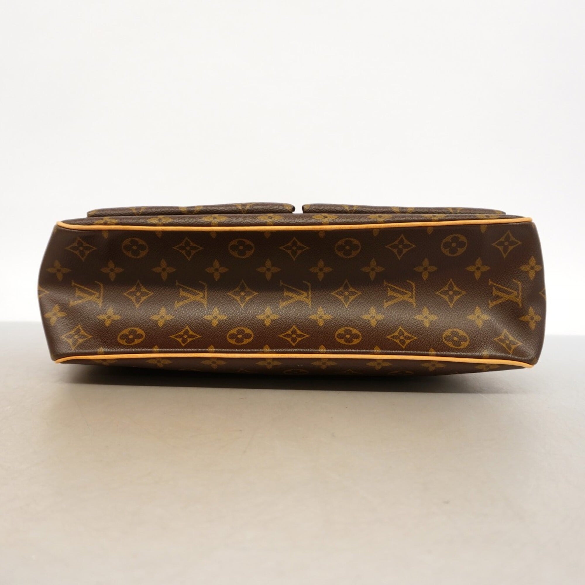 Louis Vuitton Brown Tote Bag (Pre-Owned)