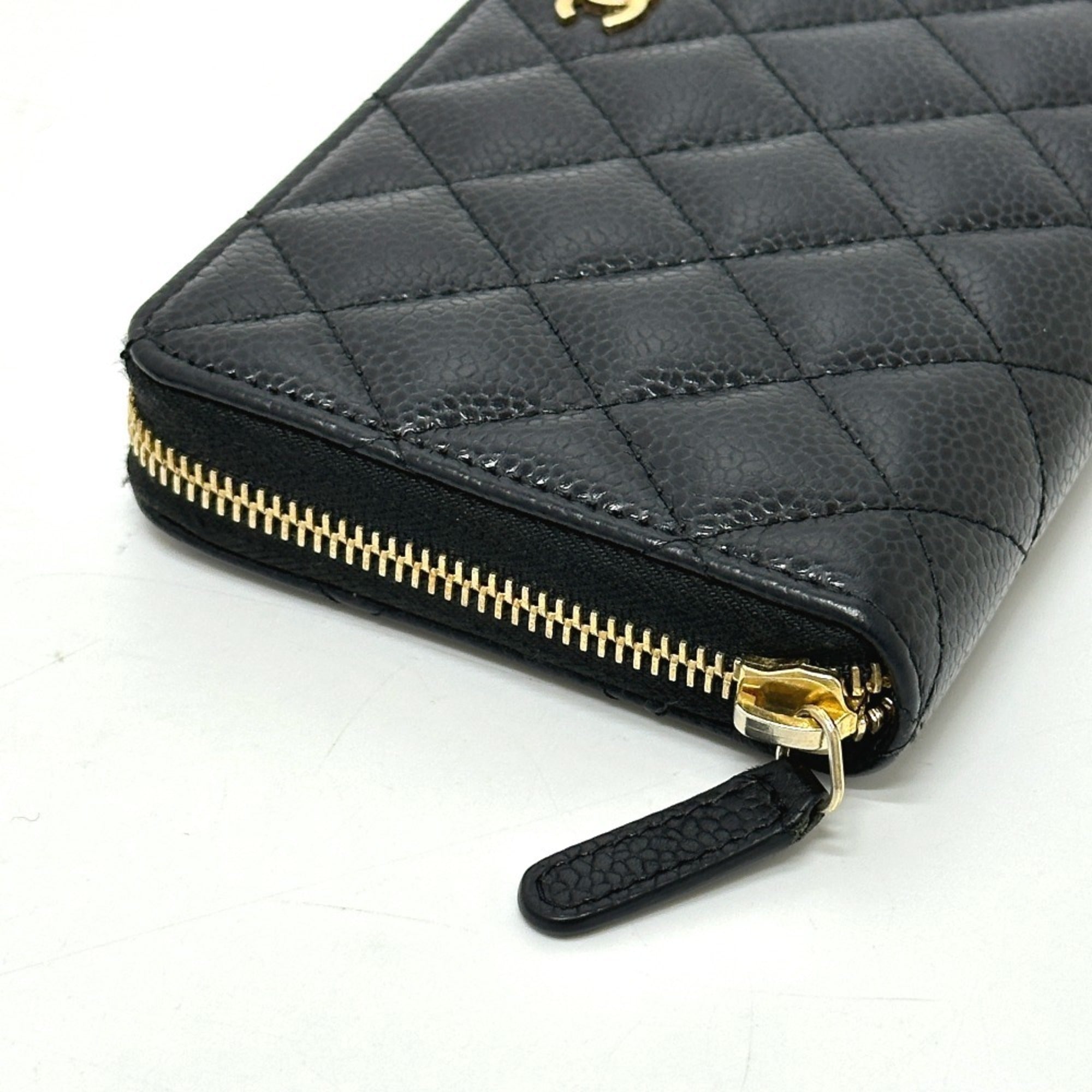 Chanel Black Grained Calfskin Long Wallet (Bi-Fold) (Pre-Owned)