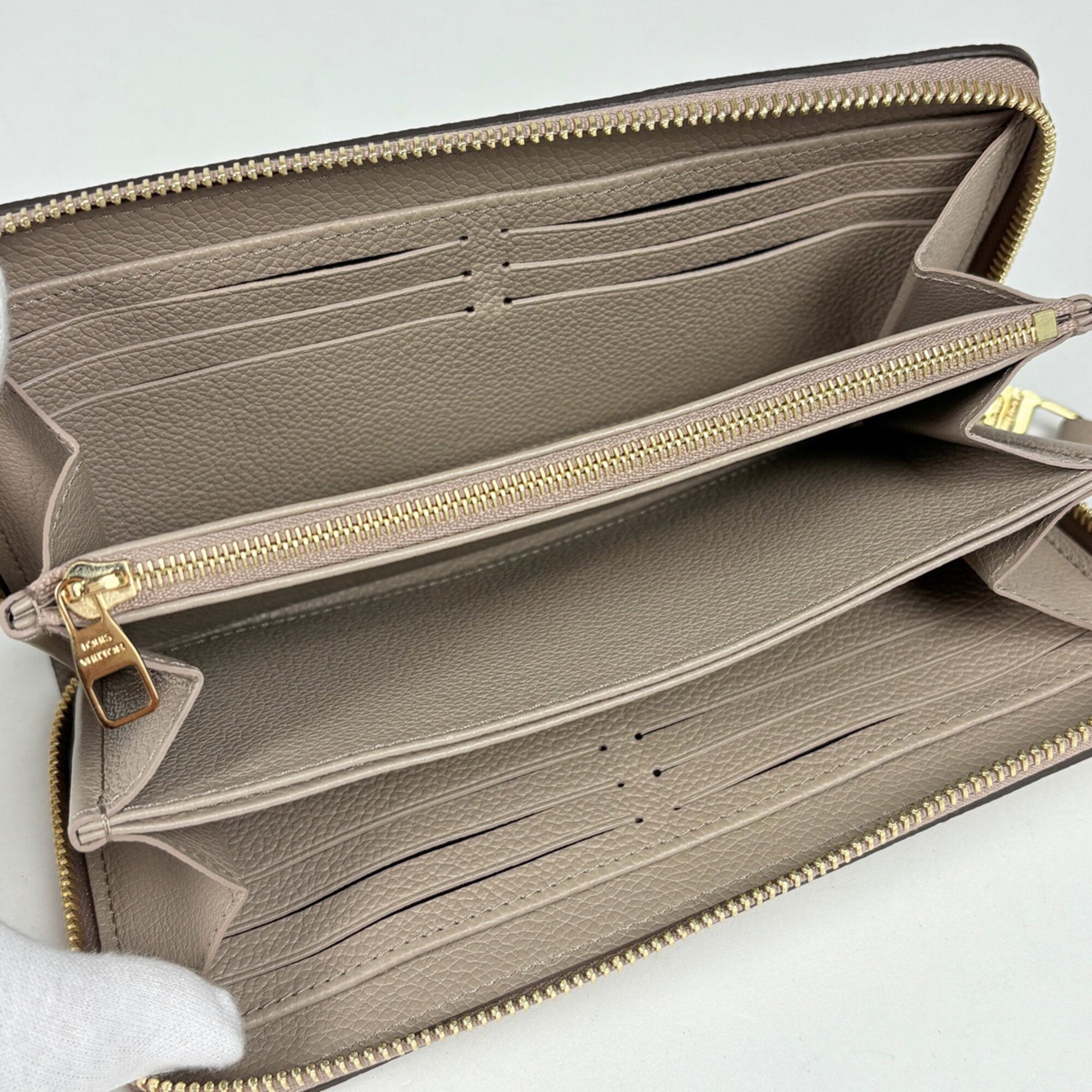 Louis Vuitton Tourterelle Long Wallet (Bi-Fold) (Pre-Owned)