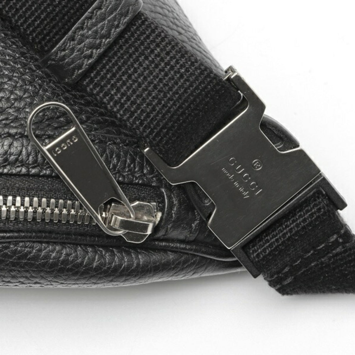 Gucci Black Leather Fanny Pack (Pre-Owned)