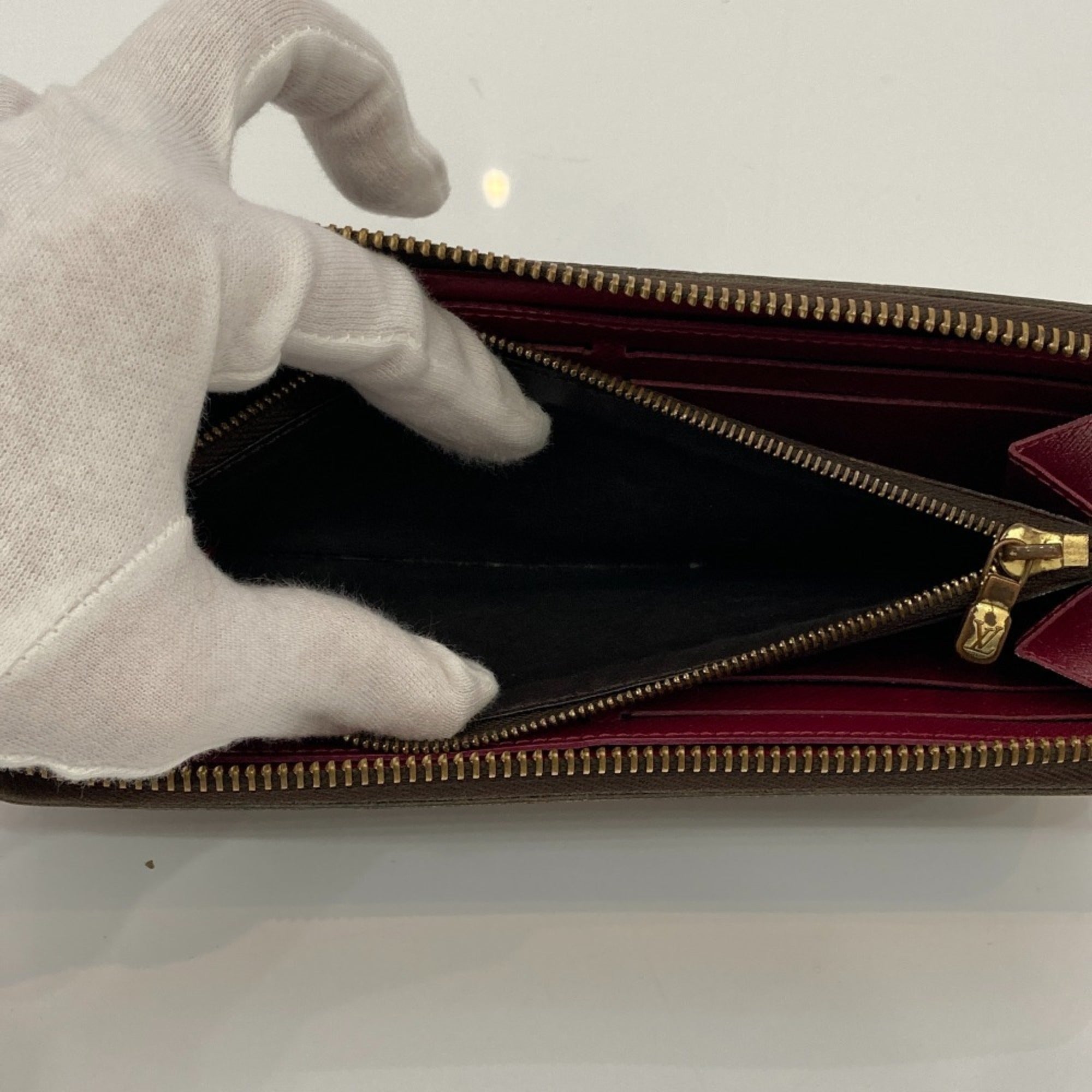 Louis Vuitton Monogram Brown Monogram Long Wallet (Bi-Fold) (Pre-Owned)