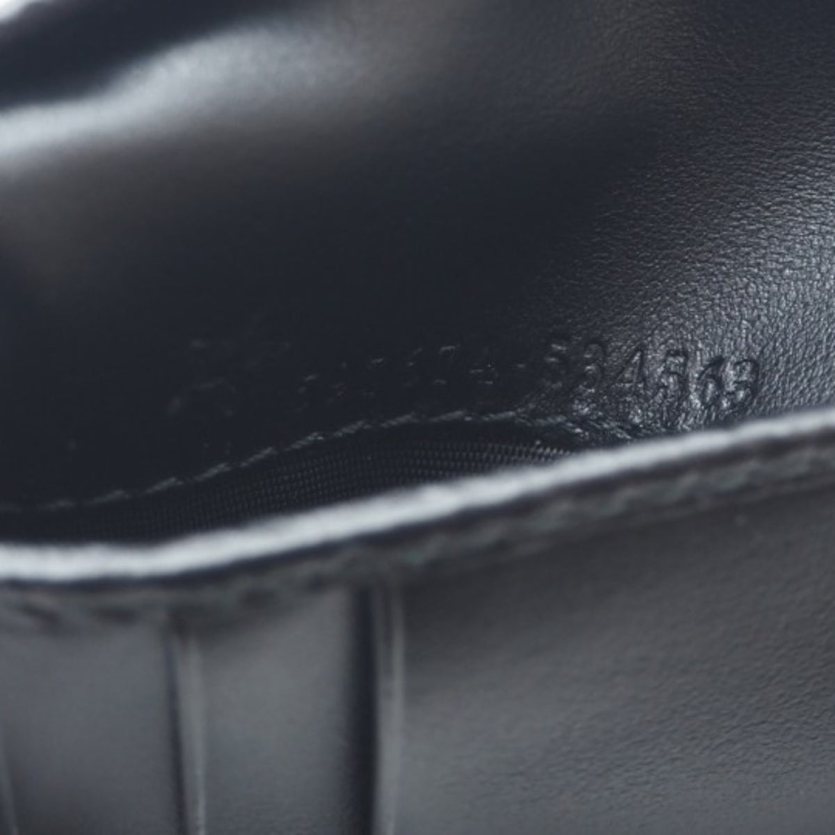 Gucci Black Leather Bill Wallet (Bi-Fold) (Pre-Owned)