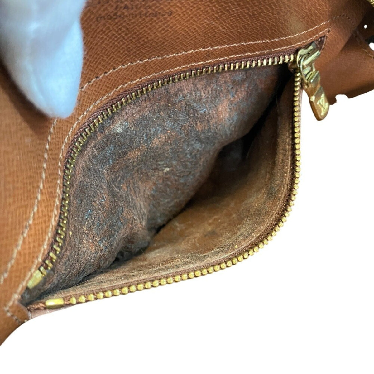 Louis Vuitton Brown Leather Shoulder Bag (Pre-Owned)
