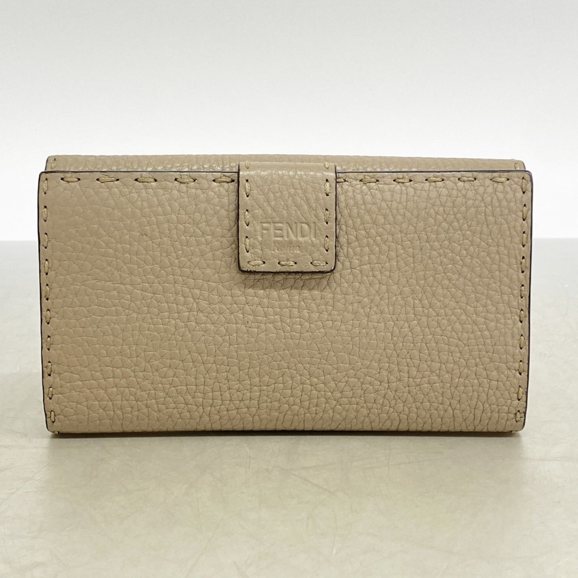 Fendi Beige Leather Long Wallet (Bi-Fold) (Pre-Owned)