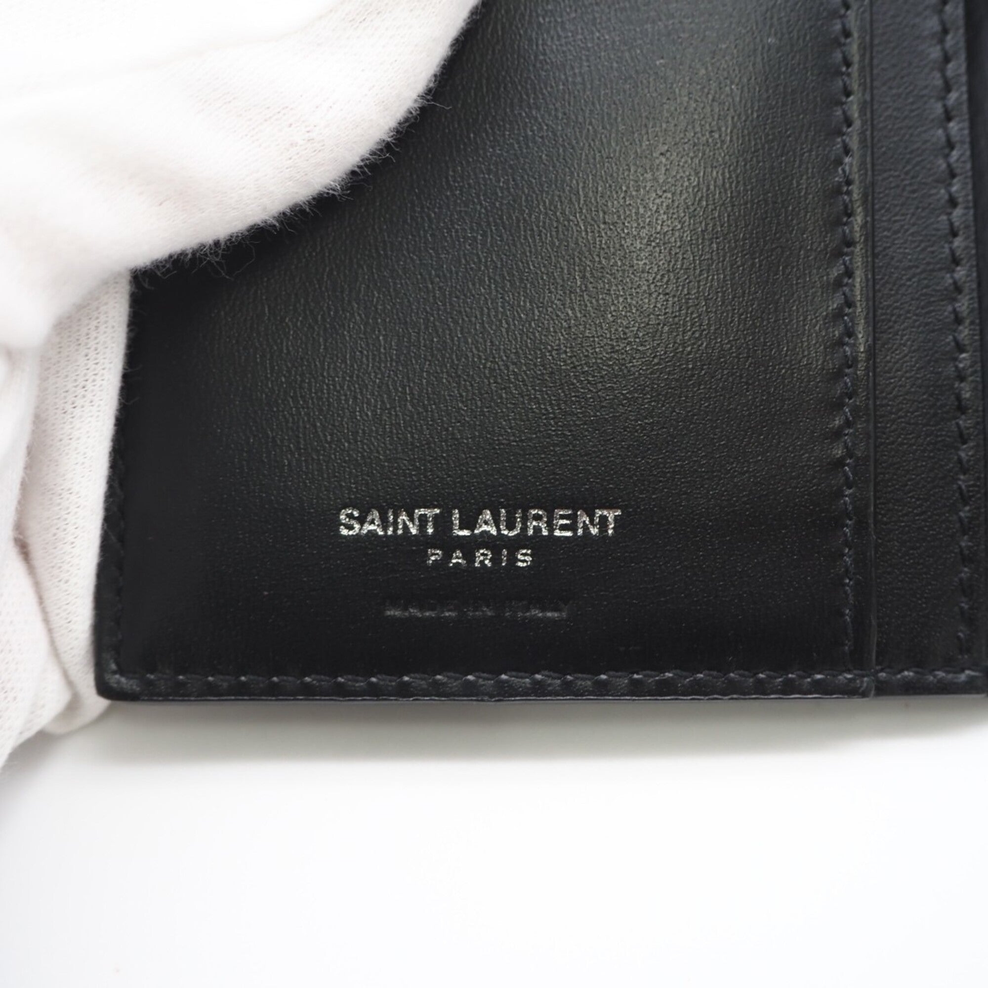 Yves Saint Laurent Black Leather Long Wallet (Bi-Fold) (Pre-Owned)