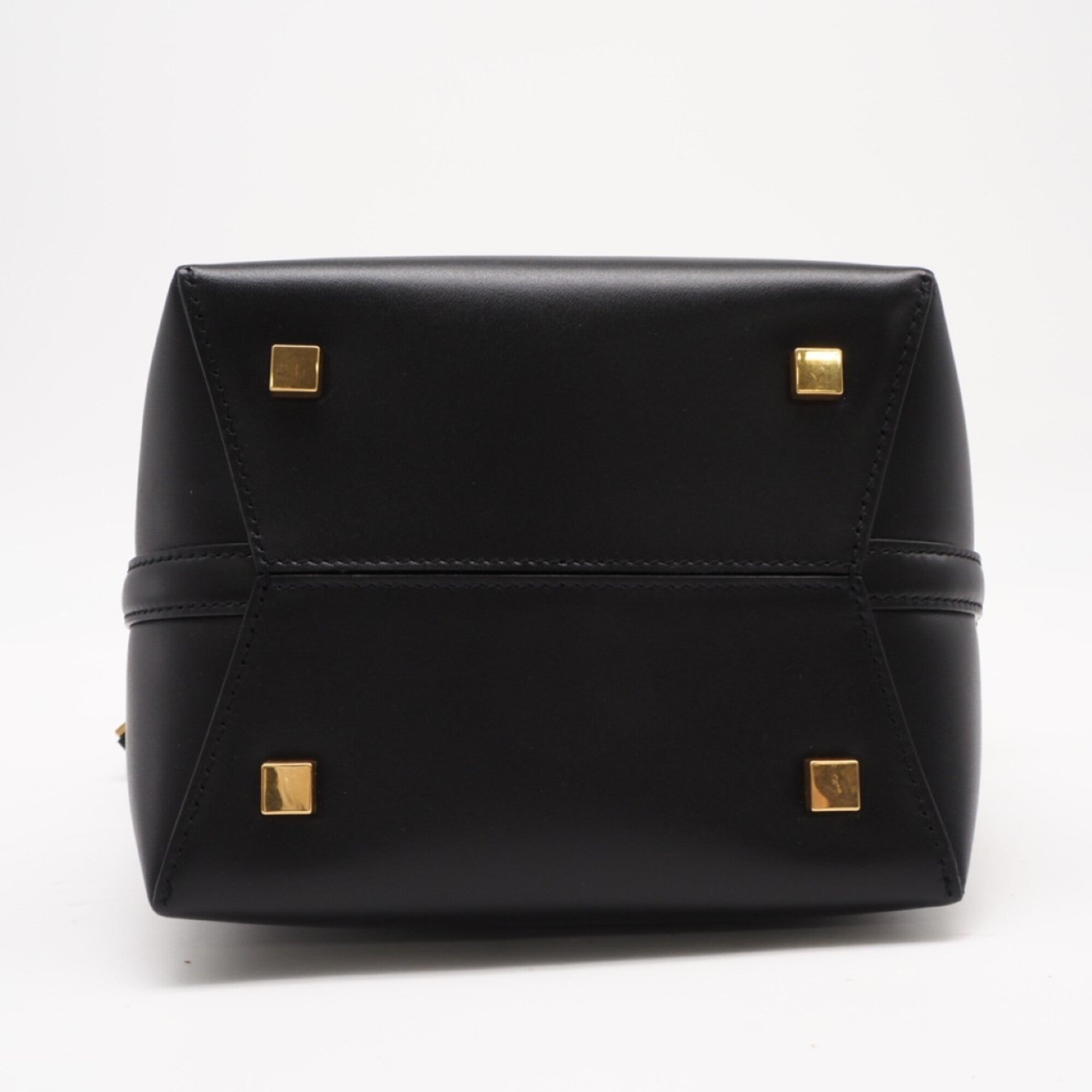 Yves Saint Laurent Black Leather Handbag (Pre-Owned)