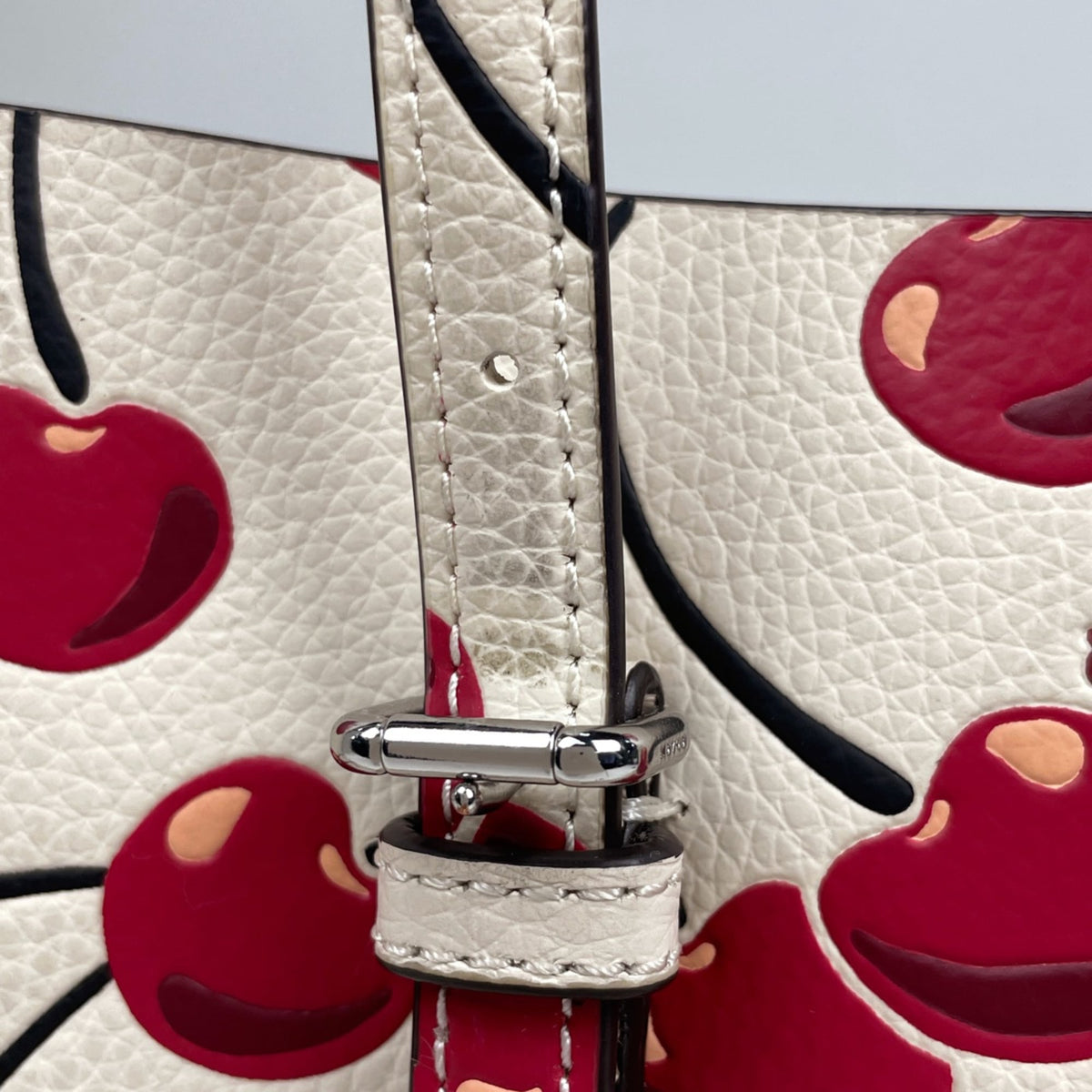 Coach White Leather Handbag Shoulder Bag (Pre-Owned)
