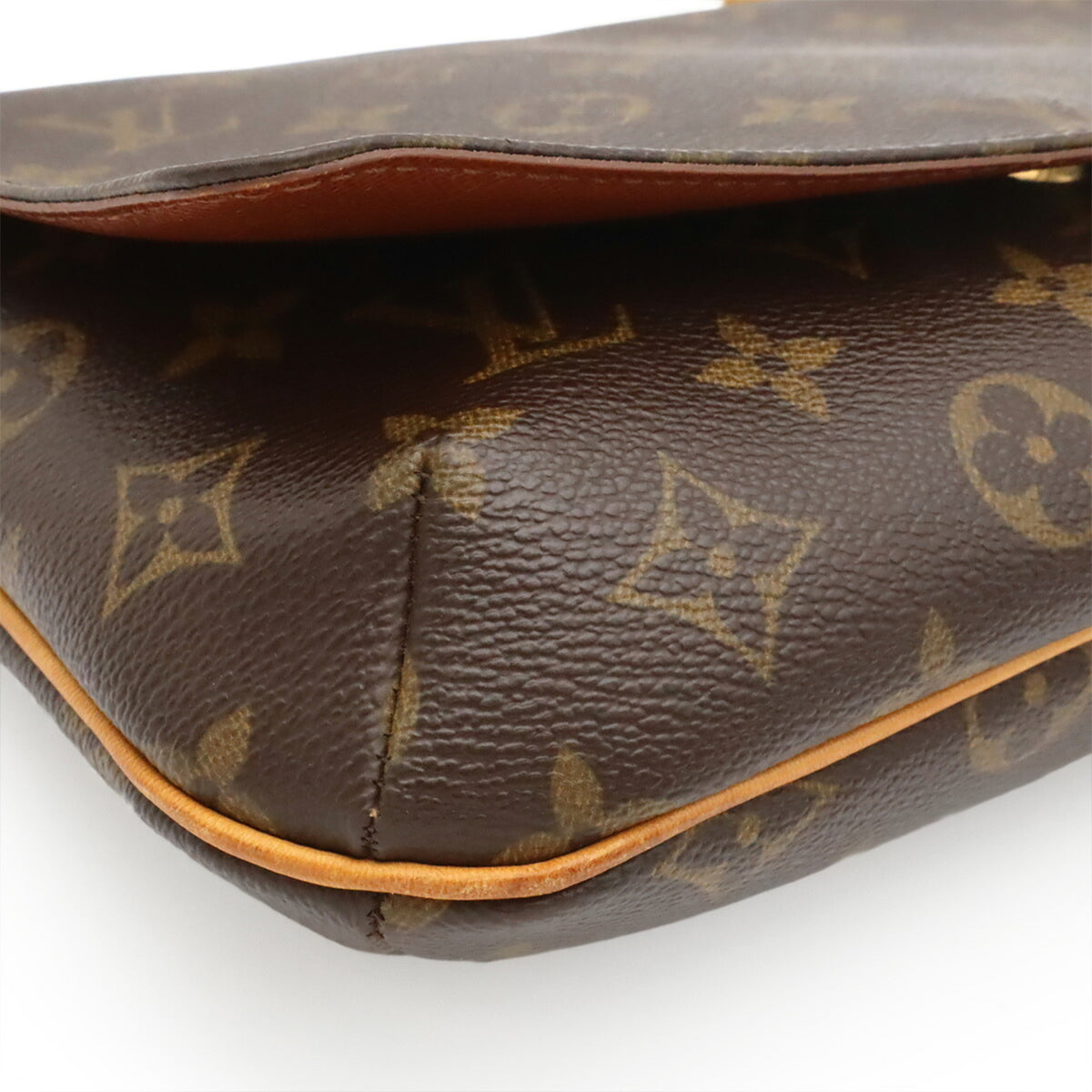 Louis Vuitton Brown Monogram Monogram Shoulder Bag (Pre-Owned)