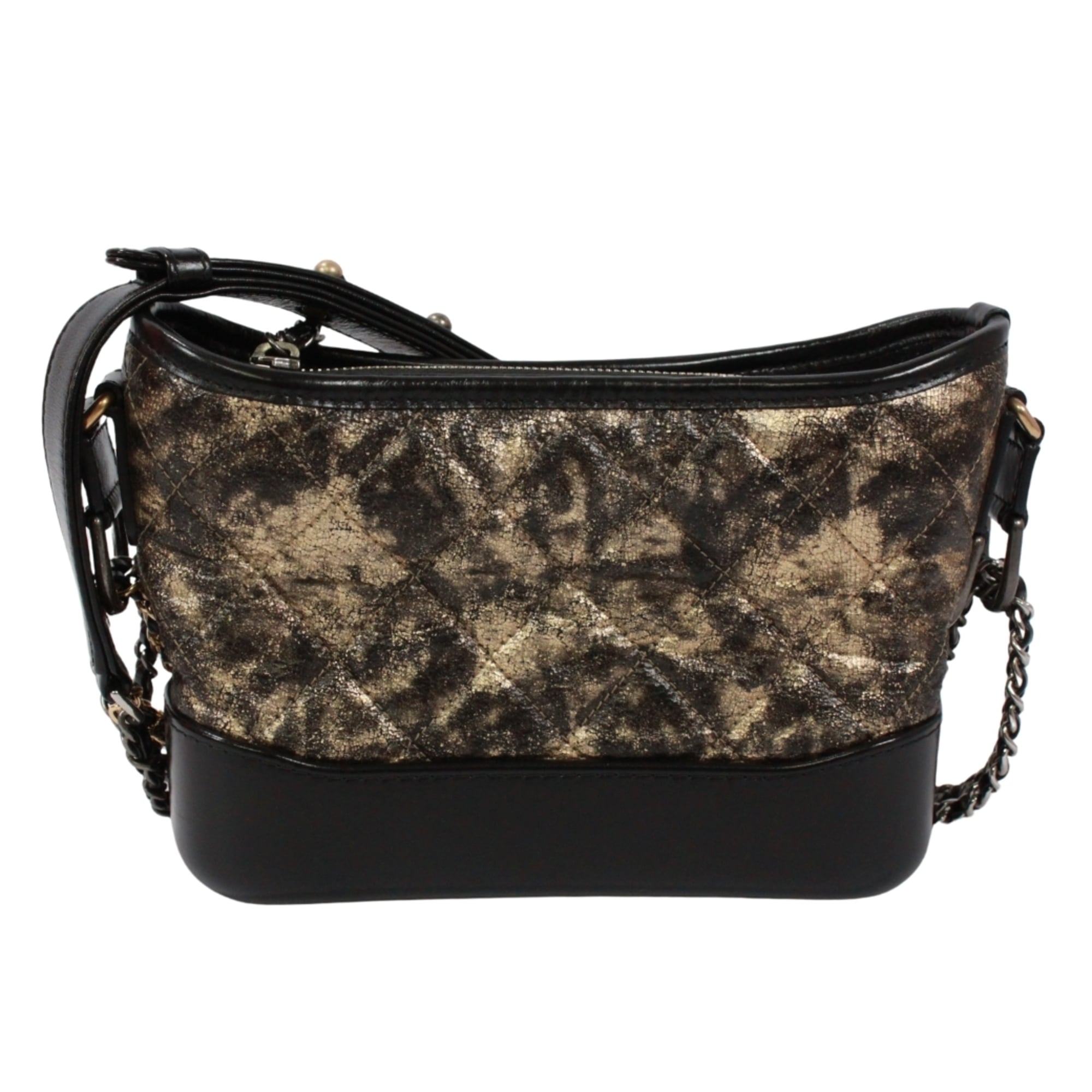 Chanel Black Leather Shoulder Bag (Pre-Owned)