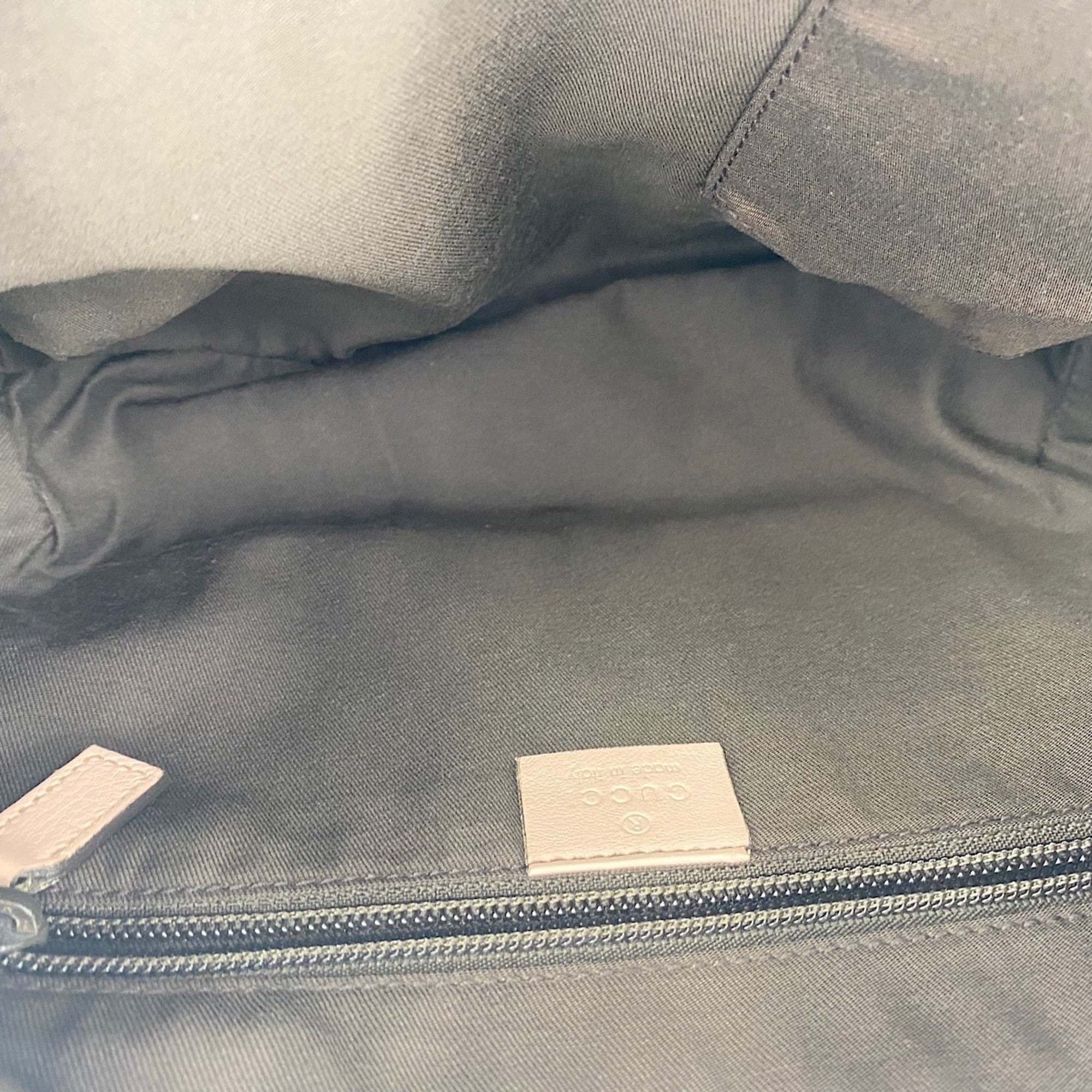 Gucci Beige Shoulder Bag (Pre-Owned)