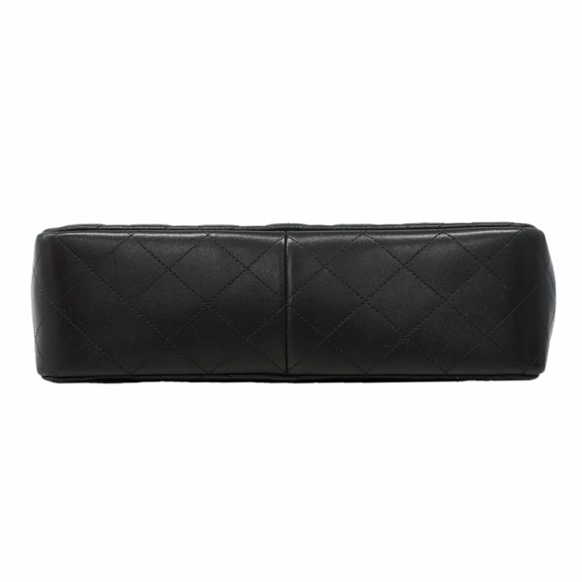 Chanel Black Leather Shoulder Bag (Pre-Owned)